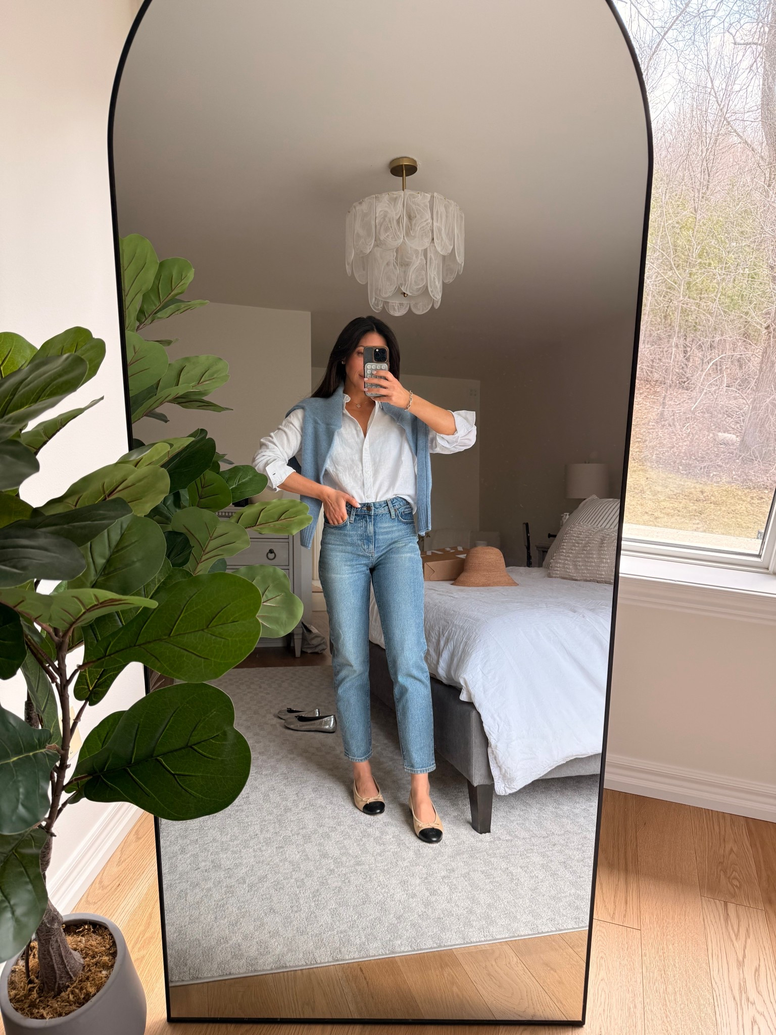 New denim 🚨 
Fit TTS

@Aritzia 