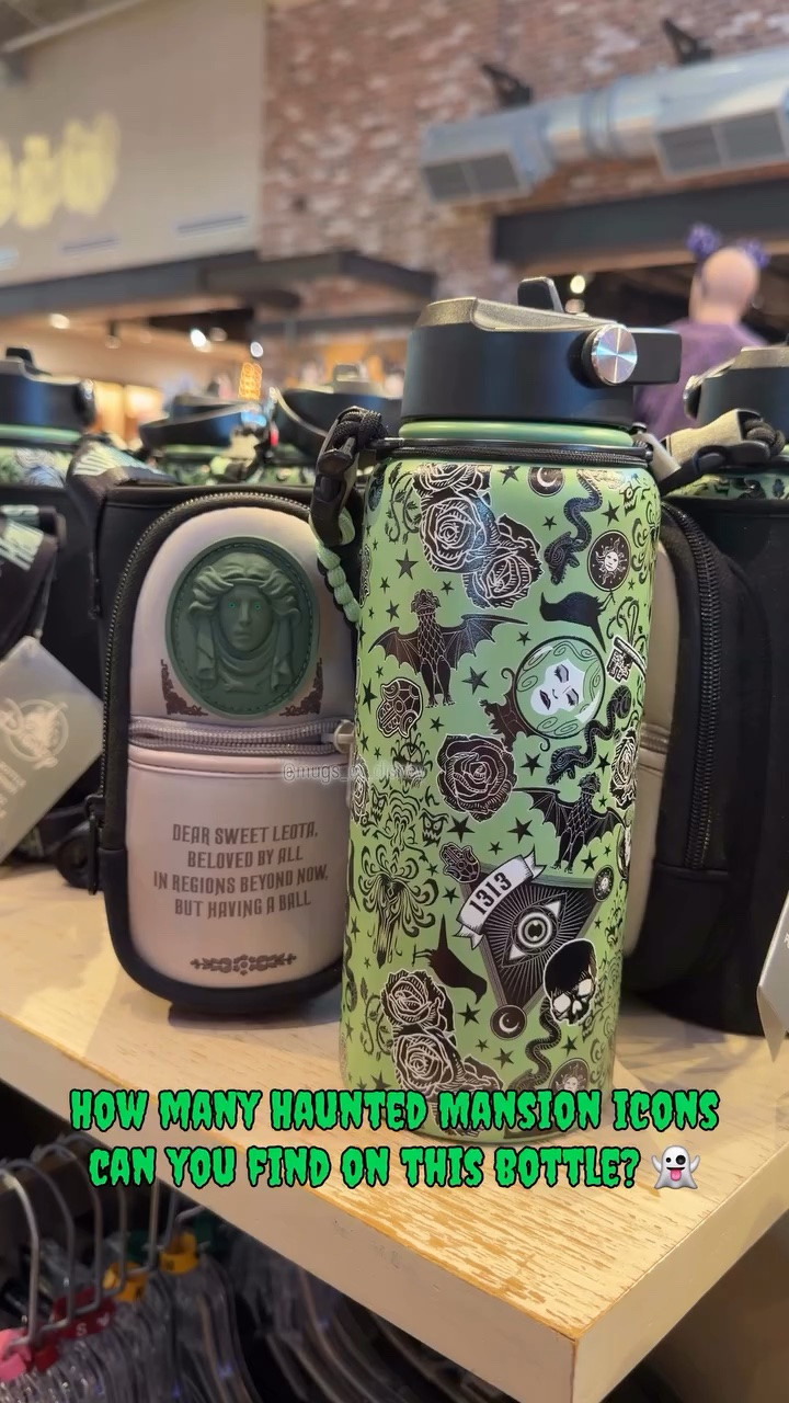 What’s better than a Madame Leota stainless steel water bottle?  One that includes a matching carrier of course!☺️ Available in Disney Parks and online with the link in the picture.
🔮🦇🕷️
#disneymerch #disneyhalloween #hauntedmansion #disneystyle #disneyvacation
