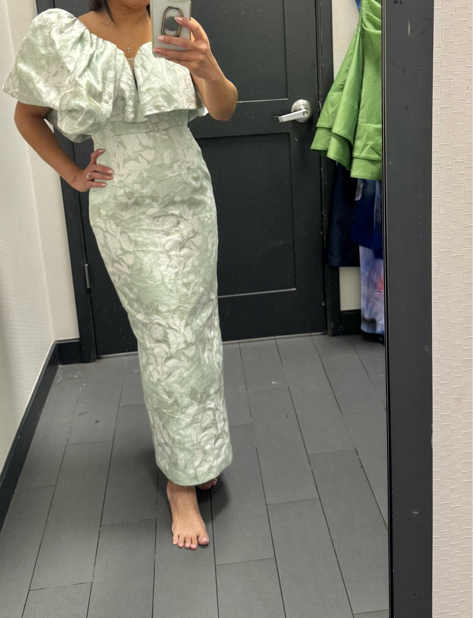 🙌🏼Every time I’m looking for dresses, I end up loving many of the Antonio Melani dresses @Dillards Inc. This dress is absolutely stunning! I love the pretty green color & it fits beautifully!💚

Summer Wedding Guest Dresses | Summer Dresses | Soft Green Dress

#LTKMidsize #LTKWedding #LTKOver40 #LTKPetite