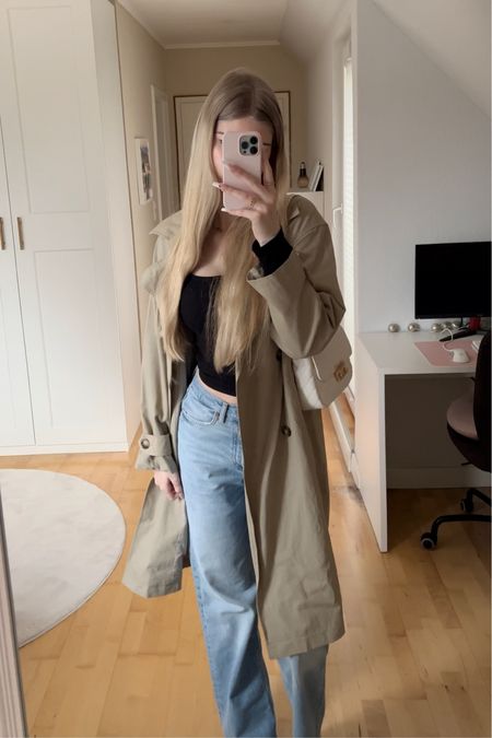 School outfit, winter fashion, 2023 fashion, basics , gold hoops , gold jewelry, sweatpants , longsleeve , beige , H&M , outfit inspo , outfit inspiration, blue jeans , bag, Trenchcoat, bershka, spring 2023, spring fashion 

#LTKfit #LTKstyletip #LTKFind