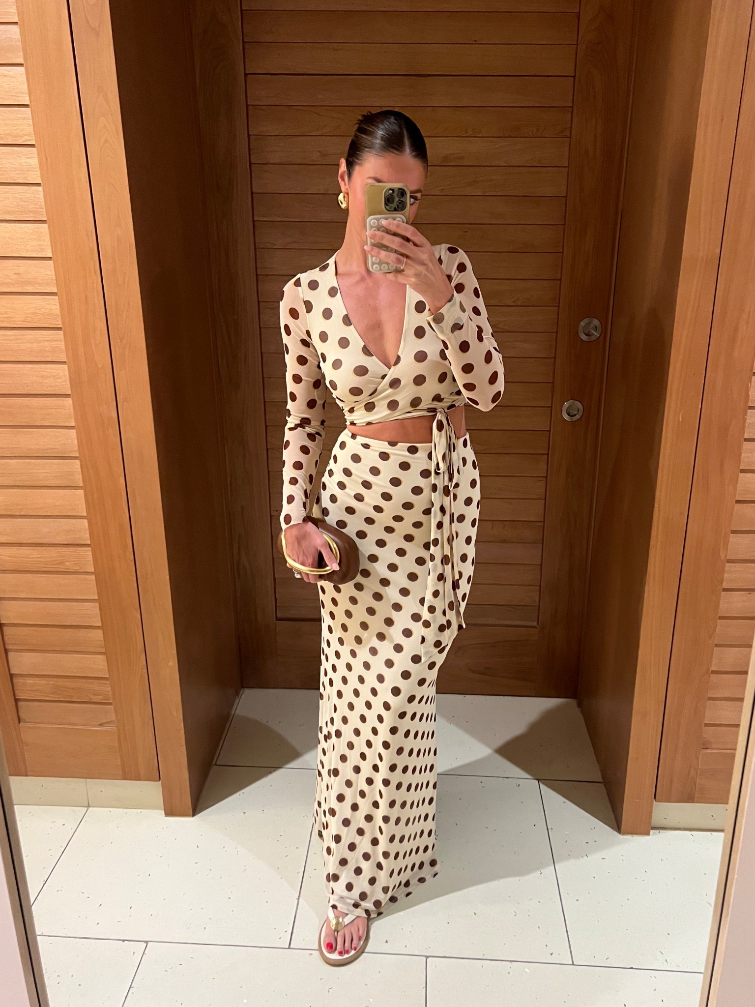 Bahamas dinner outfit! 

Vacation outfit / resort wear / tropical vacation outfit 