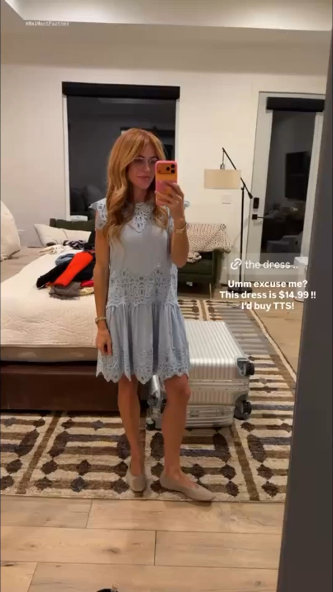 This cute dress is on clearance @Walmart!! Wearing a small.