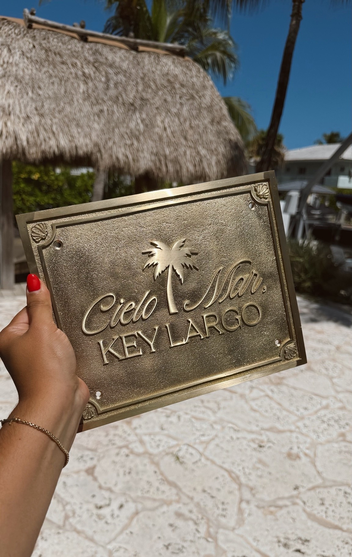 The prettiest plaques ✨ found this beauty on Etsy for the beach house 🤍

#etsyfind #etsy @Etsy #plaque #beachhouse #housewarming #home #homefind

#LTKHome #LTKSeasonal