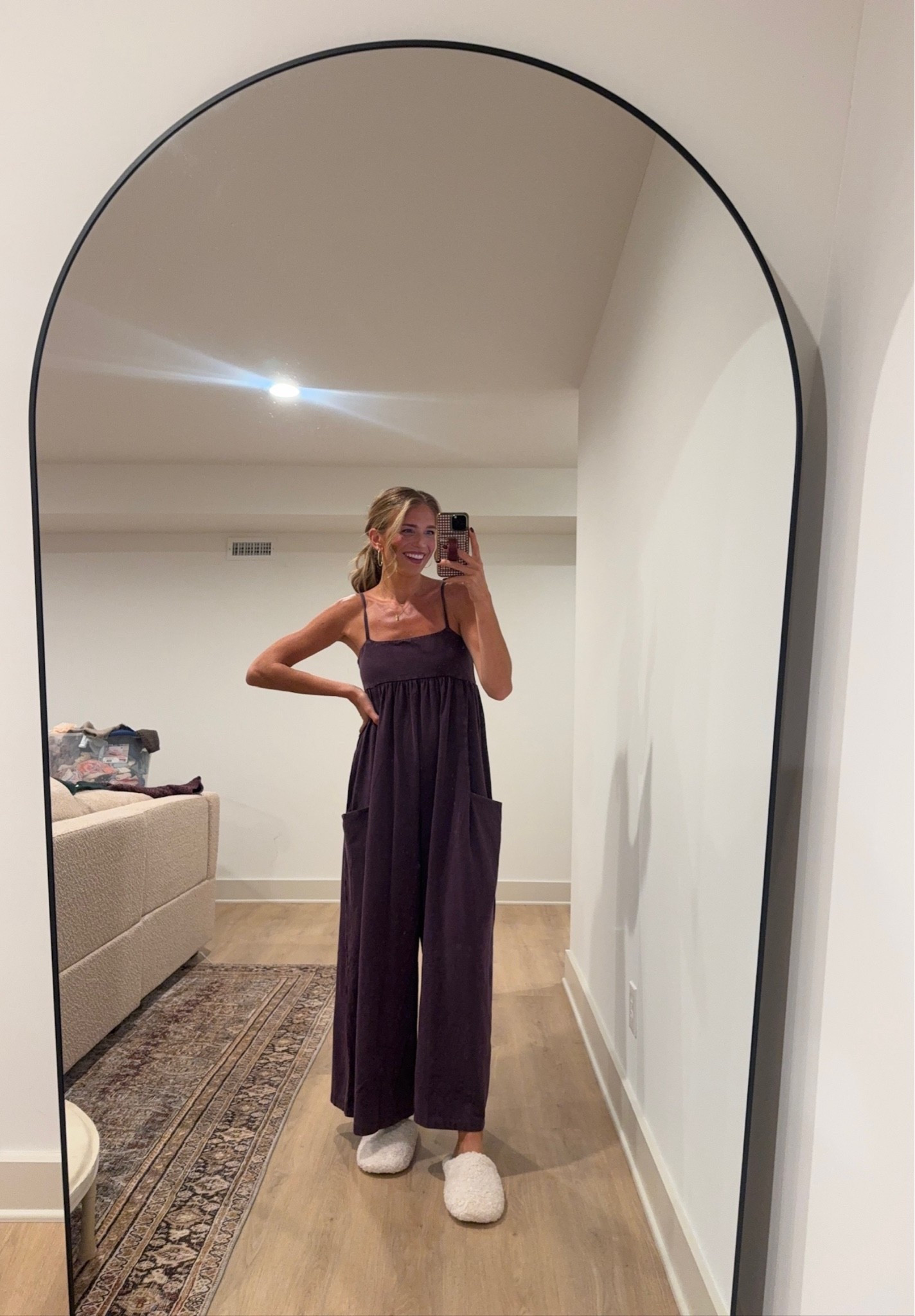 Today’s OOTD for lotsss of computer work!

Wearing a size small. It has adjustable straps!
