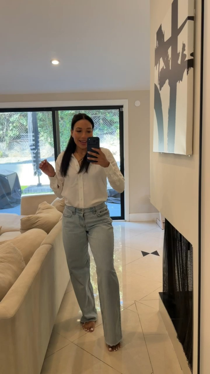 These Abercrombie jeans are so good! They're currently on sale for $67 during their Denim Sale happening now. It's 25-40% off denim + 20% off almost everything else! Use code DENIMAF for an extra 15% off at checkout! 

 #LTKootd #LTKSeasonal #LTKSaleAlert