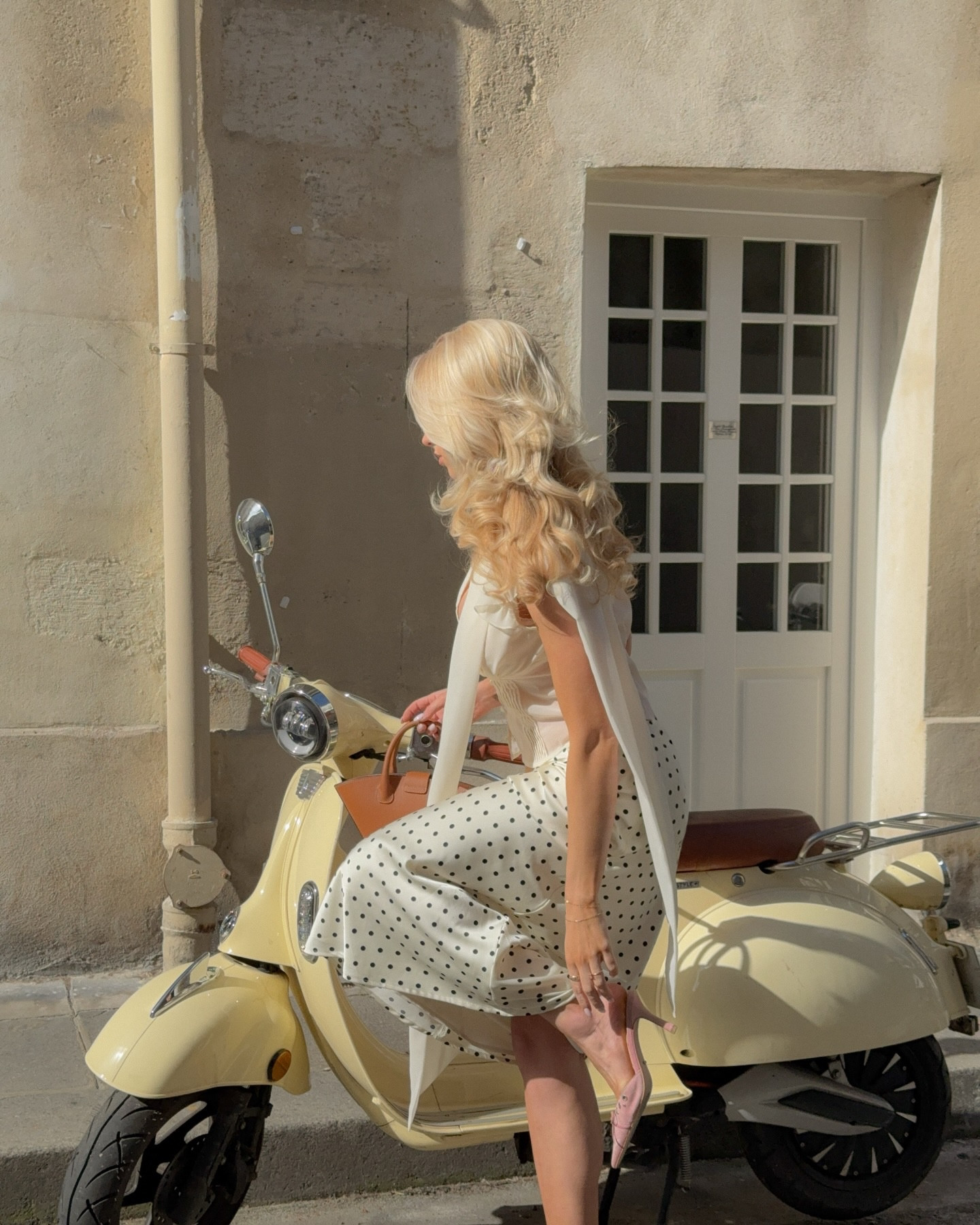 La dolce vita in Paris 🍝🤍

#summerstyle #eurosummeroutfit #summeroutfitideas #pinterestoutfit #springoutfitideas