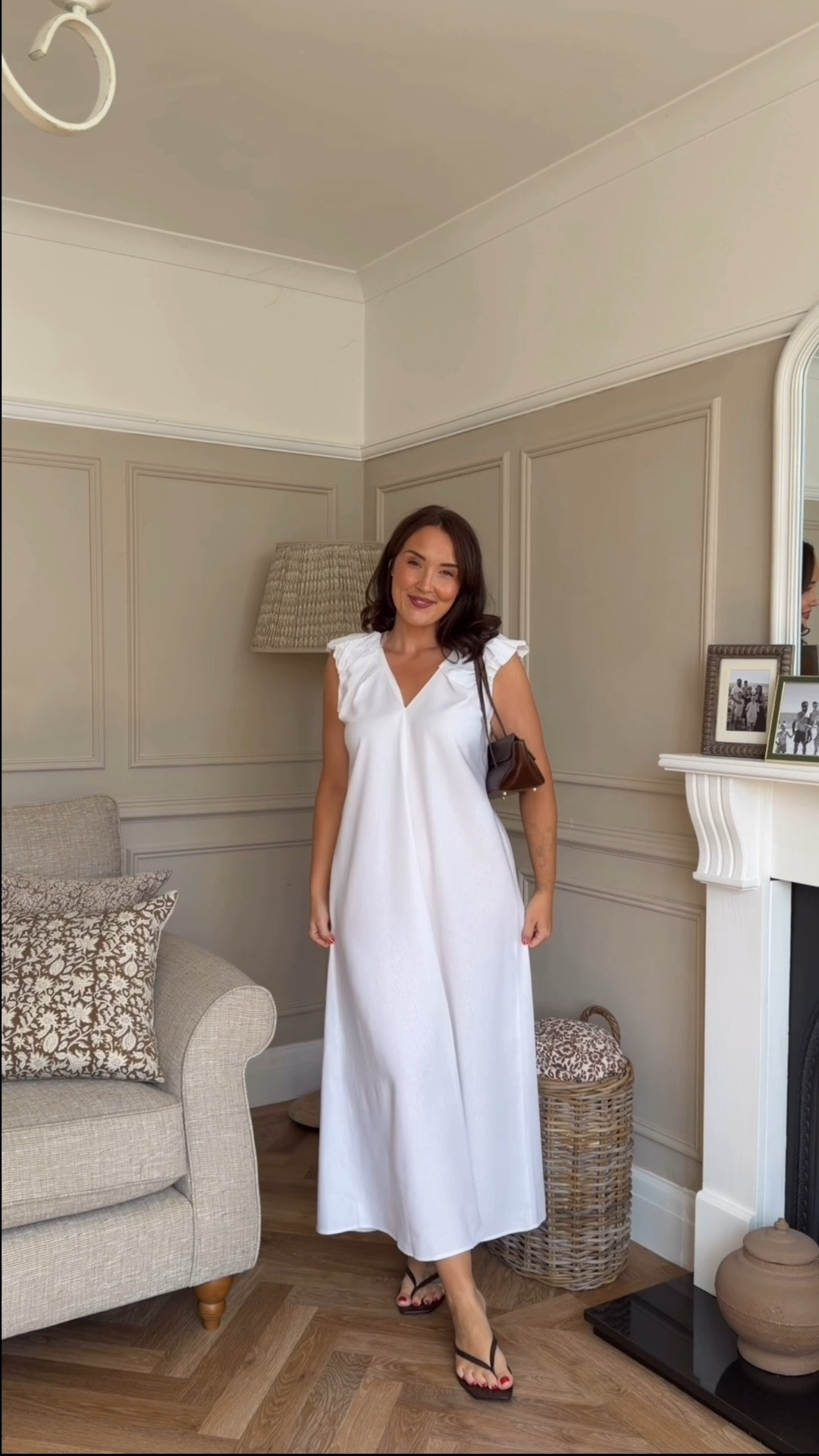 Hey lovelies so today I'm planning on popping to the local antique shops and going for a pot of tea and cake. I do this every summer with the kids. They like to find strange unique things then they love getting cake and tea after. We usually pop to the park on route home too. So I Need something light and comfortable. I'm wearing this dress is a size M

#LTKsummer #LTKuk #LTKautumn