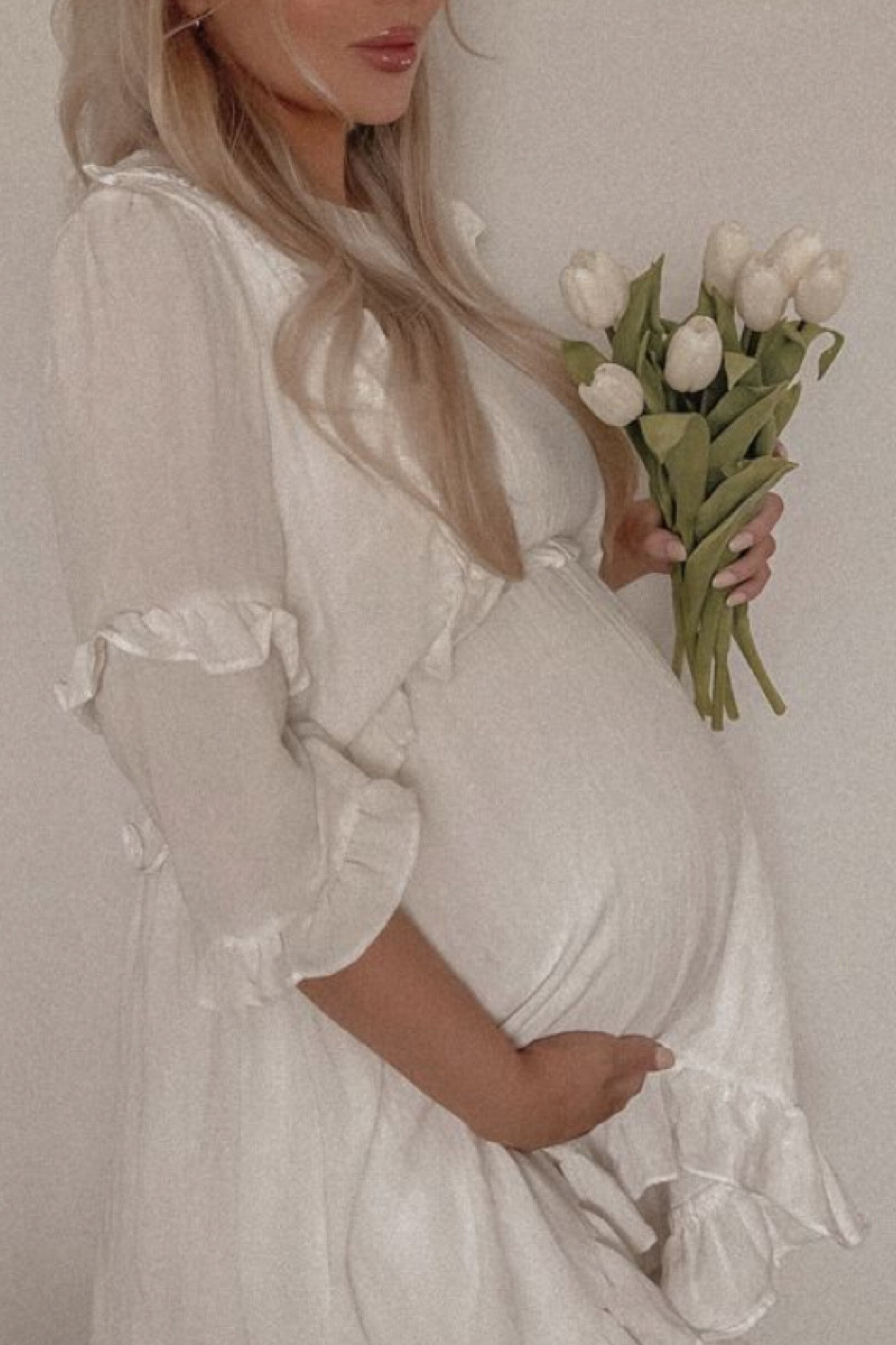 Maternity photo inspo! Love this chiffon top/dress situation! Linked some similar finds!

#LTKBaby #LTKFamily #LTKBump
