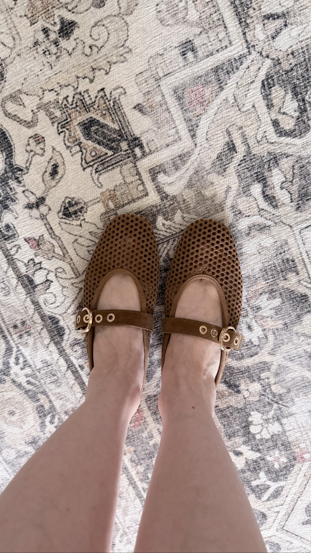 The best  rug from Ruggable. So pleased with the quality. I love that it's washable and you can just throw it in the washer when it gets dirty, no need to buy a new one. Get 10% off your first order when you sign up for emails. 





#washablerug #rug #ruggable #indoorrug #arearug #livingroomrug
#bedroom #homedecor #rugrefresh #homerefresh @ruggable



#LTKFamily 

#LTKVideo

#LTKKids #LTKHome #LTKSaleAlert #LTKSeasonal #LTKHome #LTKmomlife