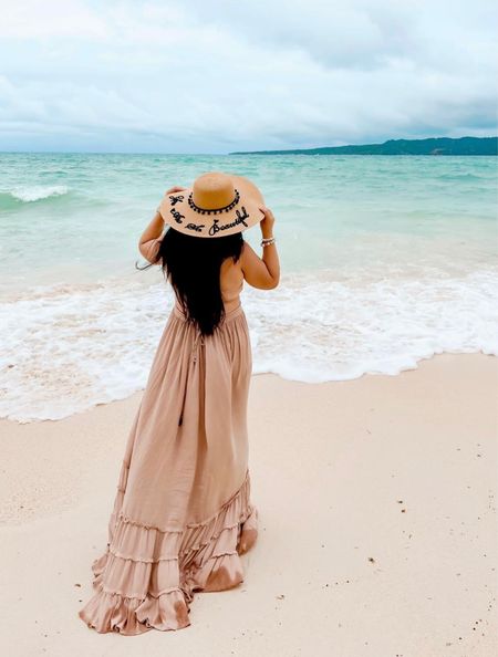 Beachin’ with my fave @freepeople extratropical dress in taupe - size small. 🤎🏝️🌊

#LTKstyletip #LTKFind #LTKtravel