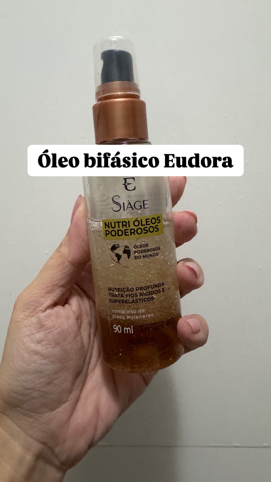 Óleo bifásico da linha óleos poderosos da Eudora. Leve, cheiroso e com bom poder de hidratação 

#LTKbrasil #LTKbeleza #LTKpromo