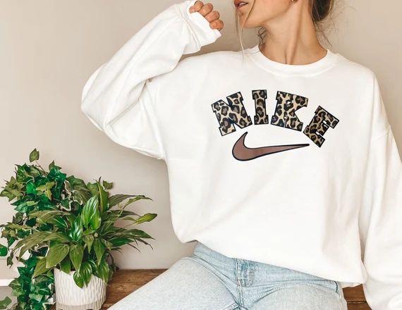 Womens Crewneck Cheetah Print Sweatshirt  Oversized Vintage | Etsy | Etsy (US)