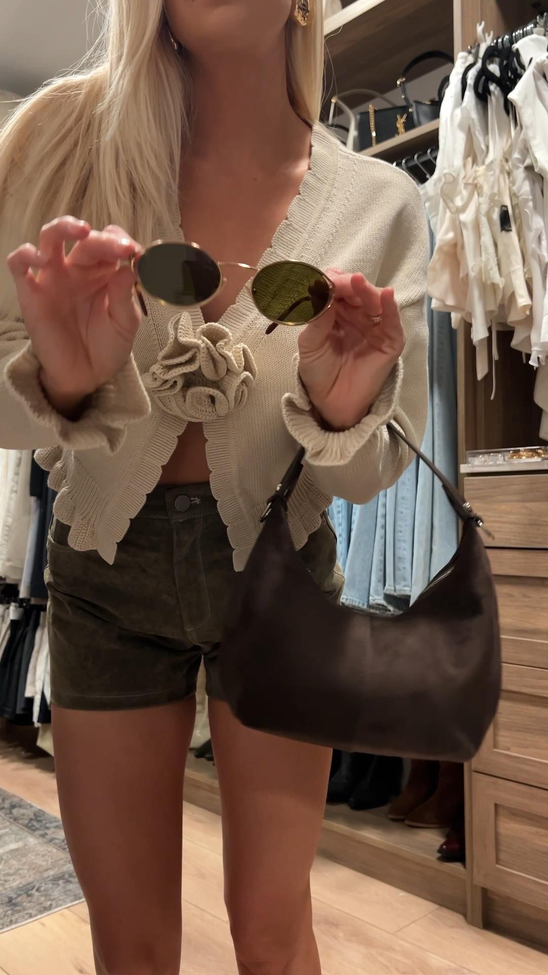 SIZE: small in cardigan, shorts are older and OOS - linked similar! #kathleenpost

Fall transition outfit, summer to fall transition, lunch date outfit

#LTKootd #LTKSeasonal
