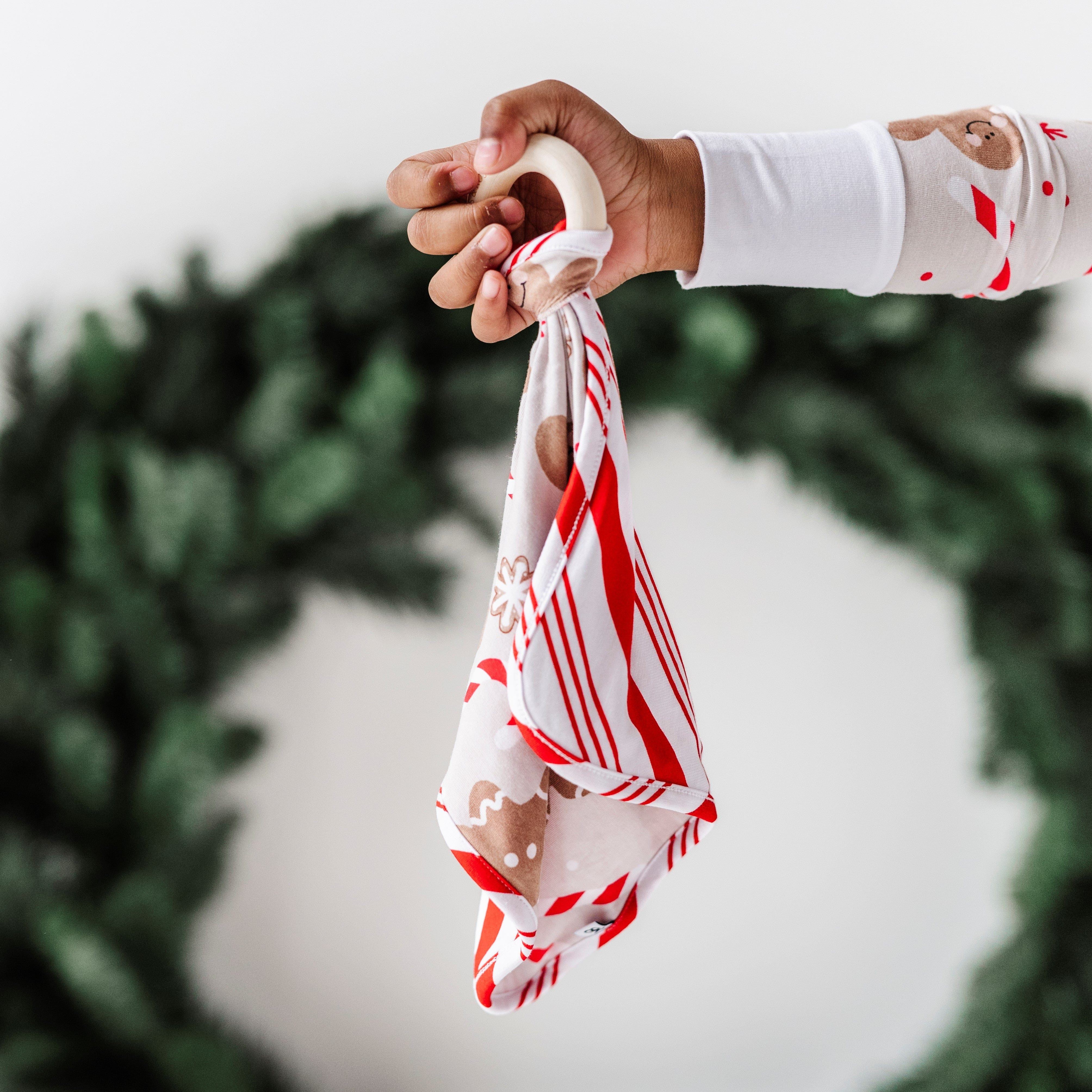 Baking Spirits Bright Lovey | Bums & Roses