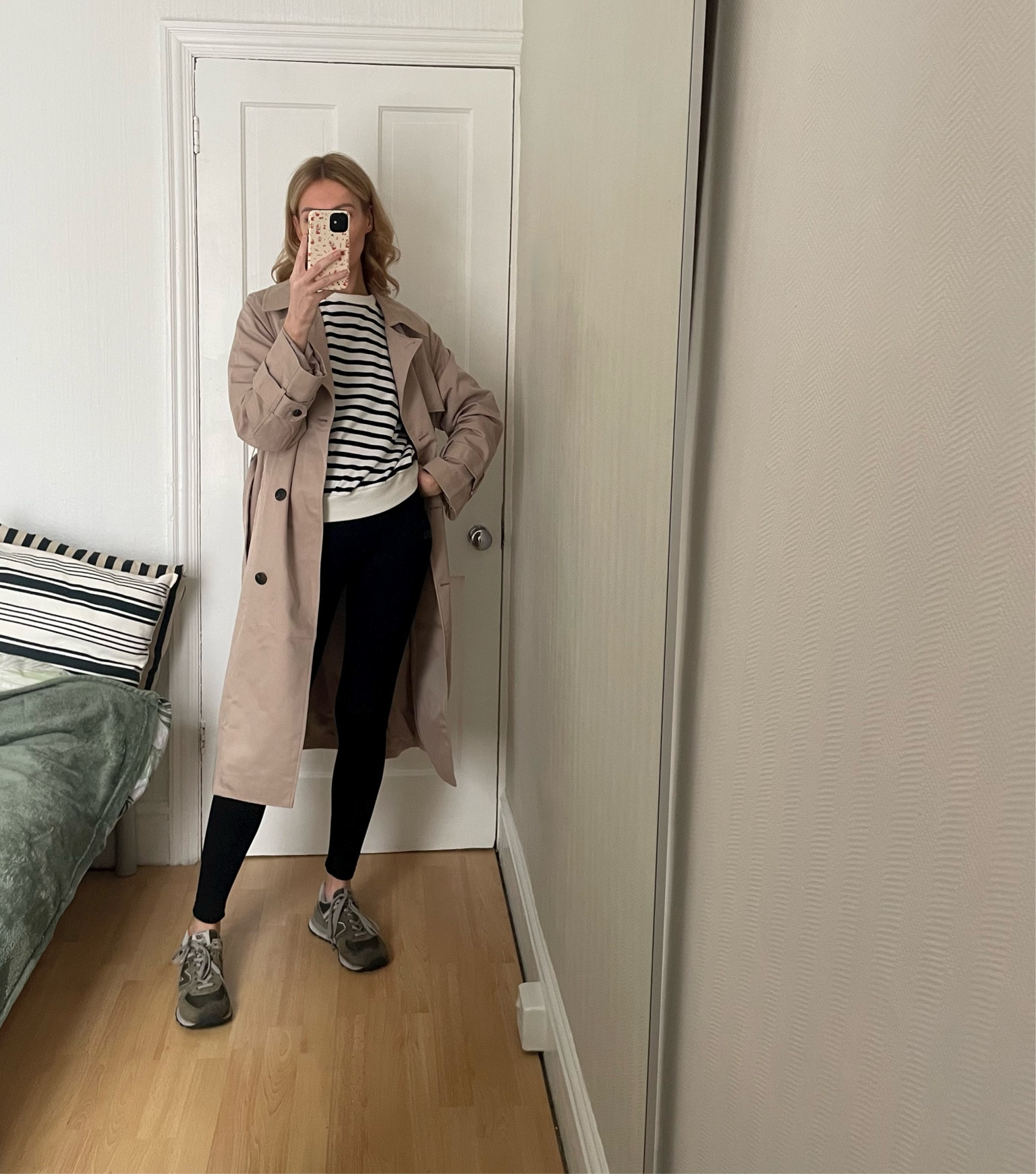Wearing a size small in this H&M trench coat 

#LTKstyletip #LTKSeasonal #LTKeurope