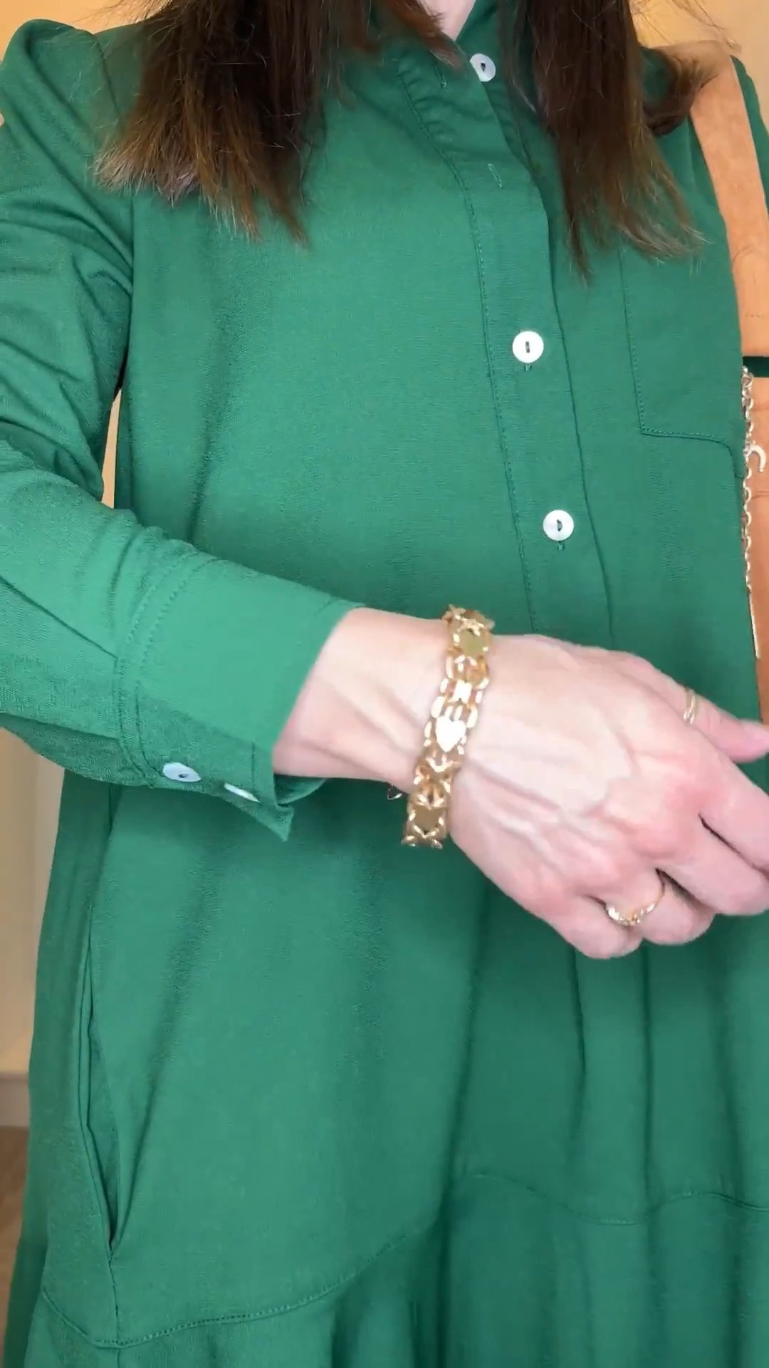 Emerald green and gold pairing 💚🧡; petite friendly office dress; business casual outfit

#LTKHoliday #LTKCyberWeek #LTKPetite