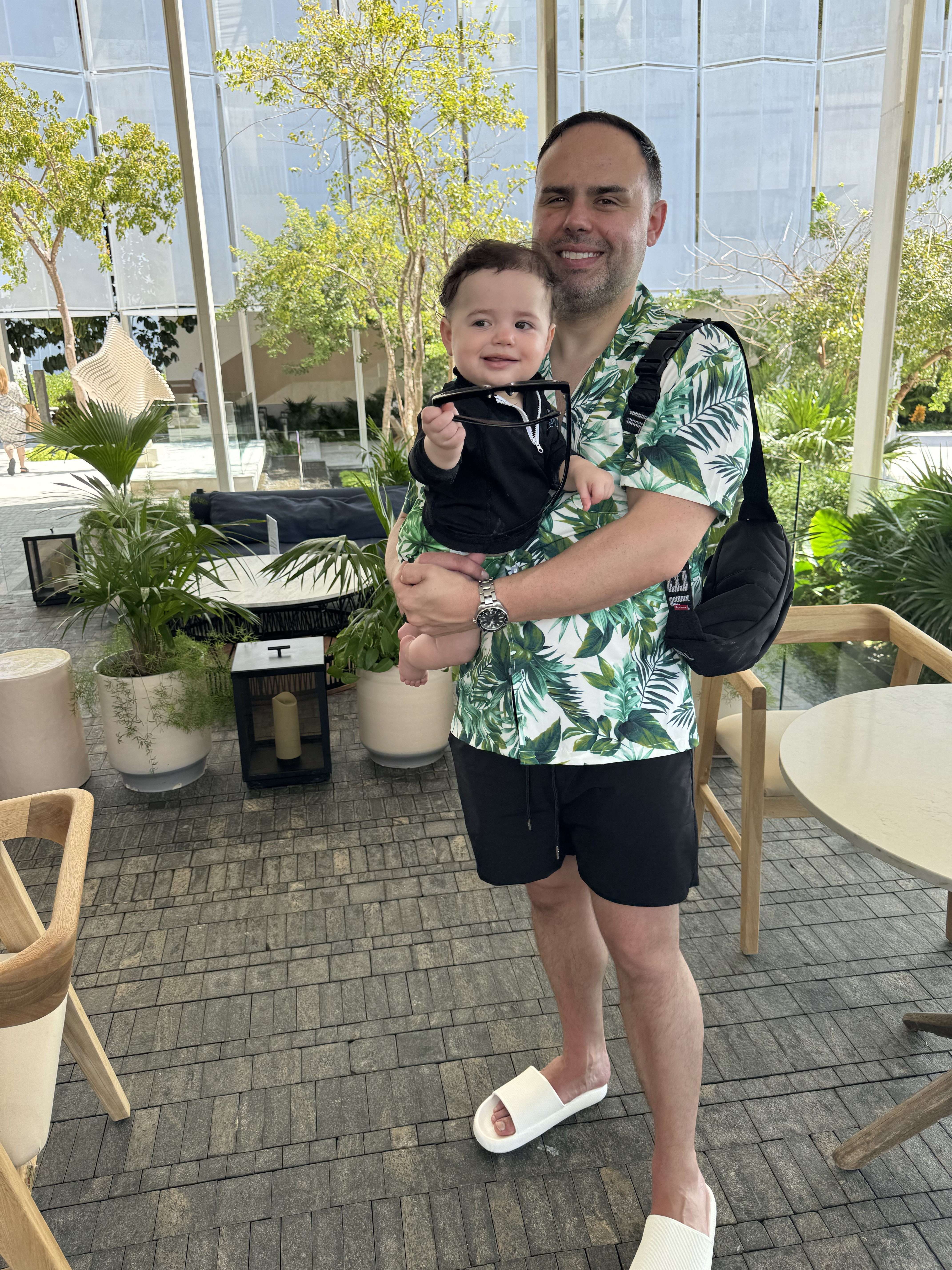 Matching daddy & baby 🌿🖤

#LTKTravel #LTKBaby #LTKMens