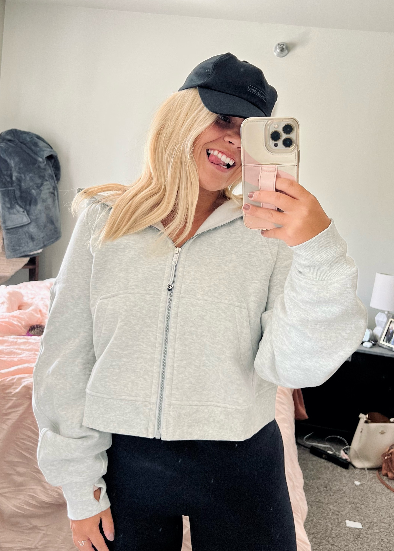 lulu scuba full zip size M/L
baller lulu hat

#LTKfit