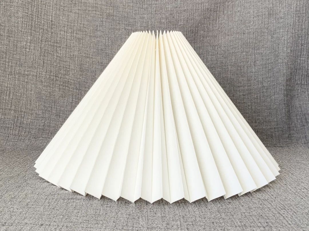 Clip on shade: natural white linen, pleated lampshade, available in two styles, for table lamps/w... | Etsy (US)