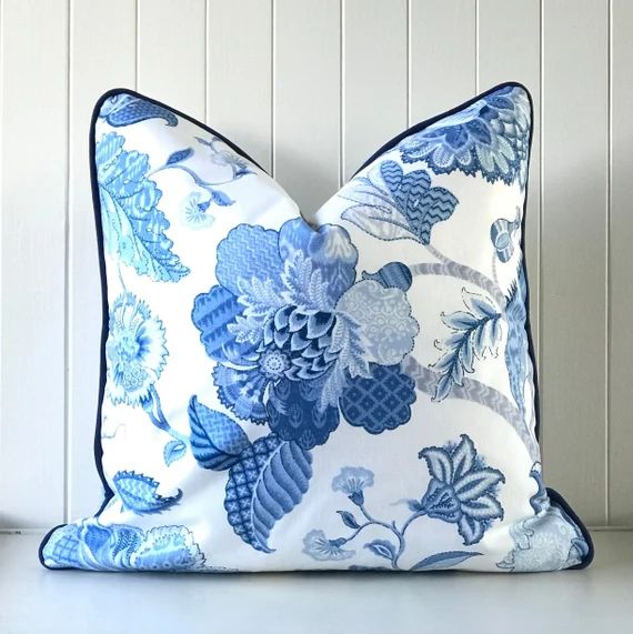 Hamptons Coastal Cushions Blue and White Floral Cushion / - Etsy | Etsy (US)