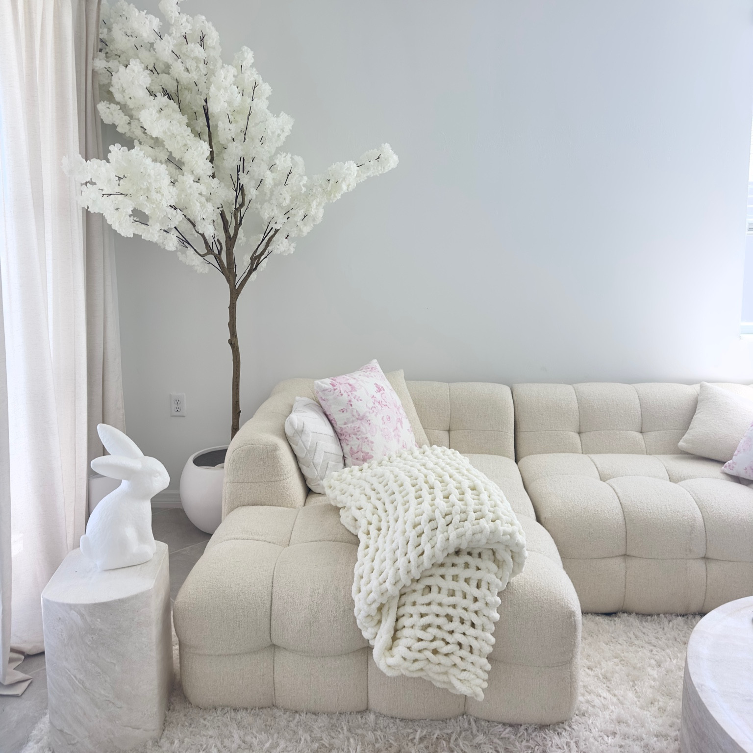 Amazon faux spring blossom tree..how GORGEOUS is she??!! 

Minimalist spring decor, Easter home decor, spring flowers, spring faux potted tree, spring plants, spring home decor, spring 2025 home, Easter 2025, lit Easter bunny, cherry blossom tree flowers

#LTKstyletip #LTKSeasonal #LTKhome