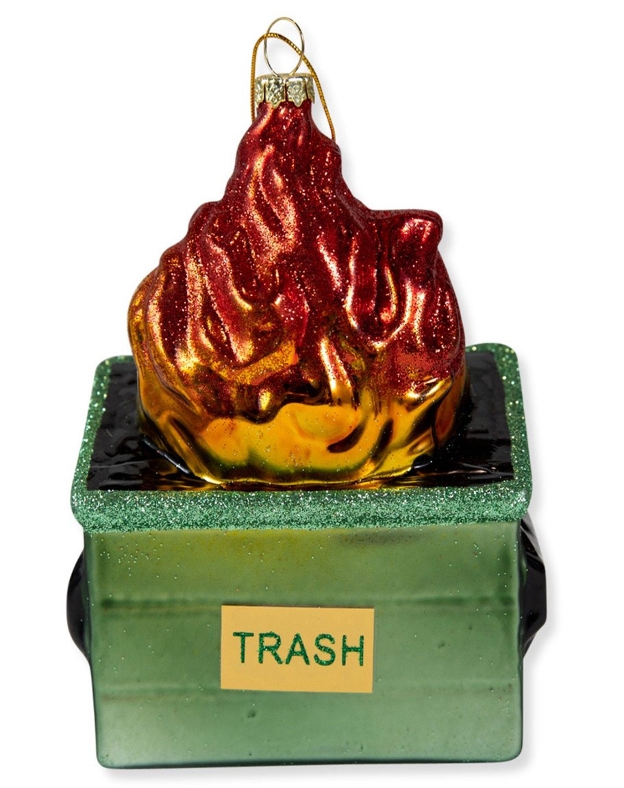 Ornament of the day! Dumpster fire. 



#glassornaments #ornaments #christmasornaments #heriloom

#LTKHoliday #LTKFindsUnder50 #LTKGiftGuide