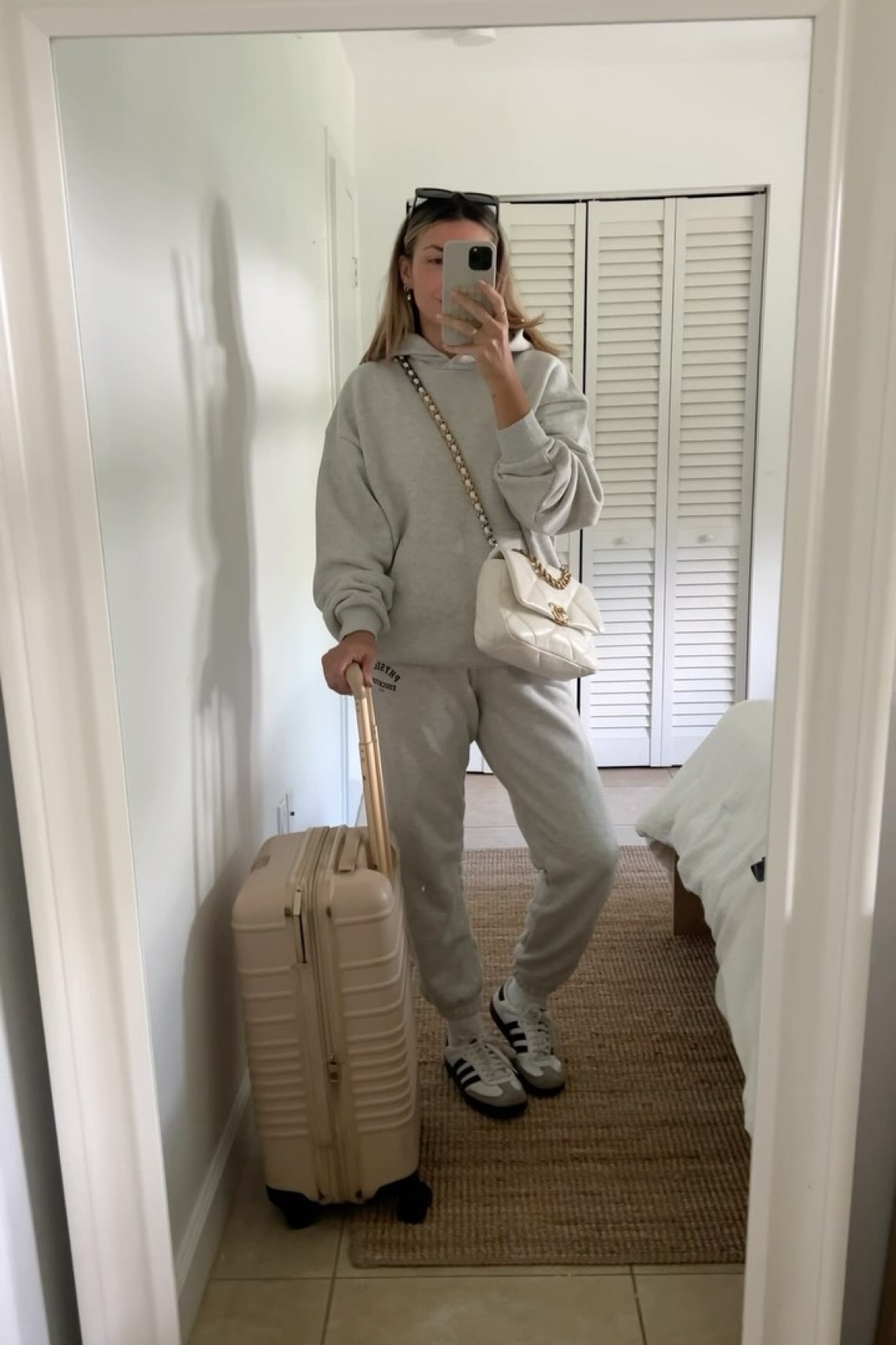 On my way in @gymshark 🤍 #gymshark #gymsharkwomen