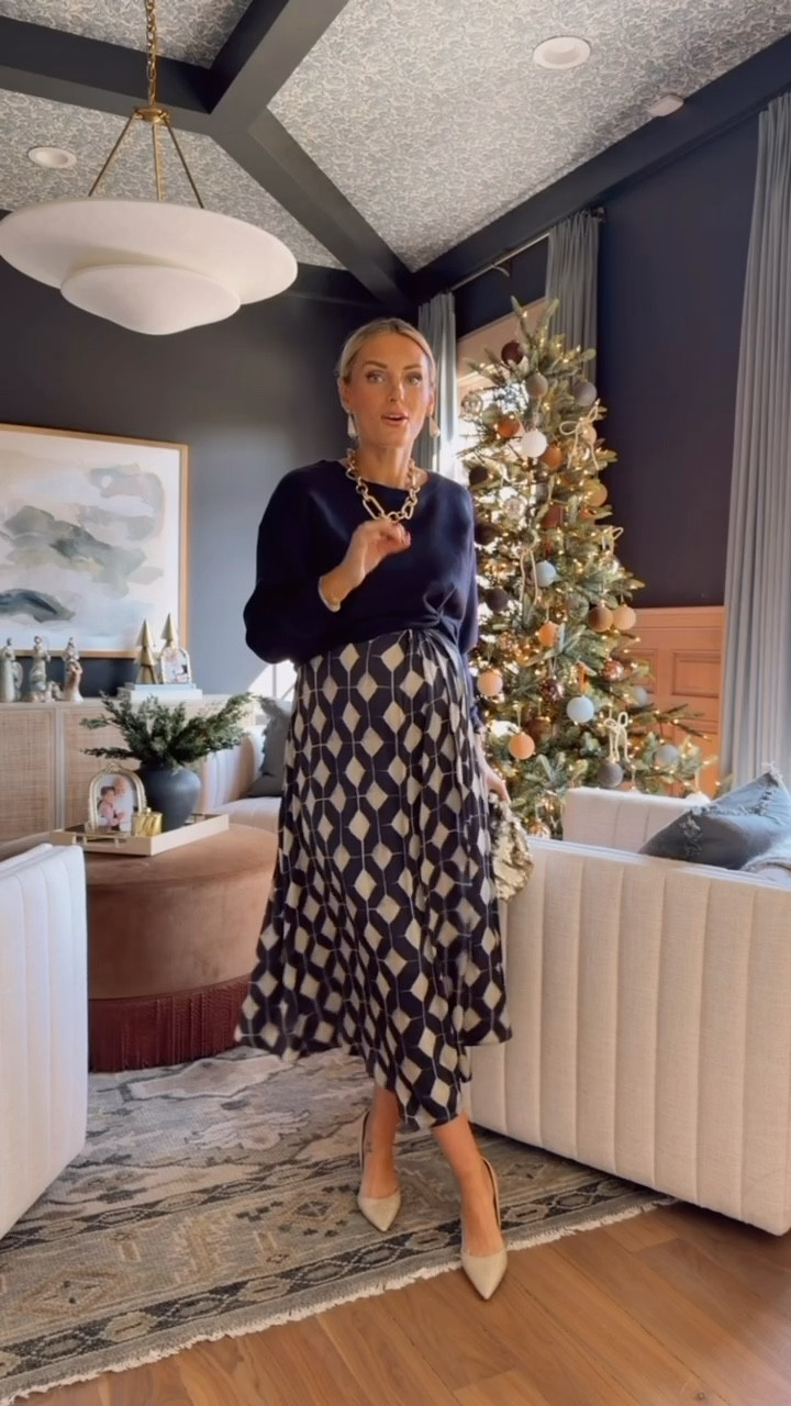 This two in one dress is perfect for a holiday party! Wearing S. Use my code LOVERLY30 for 30% off! #anthropartner @anthropologie

Loverly Grey, Anthropologie, sale alert, Christmas party dress, holiday party dress 

#LTKSaleAlert #LTKHoliday #LTKGiftGuide