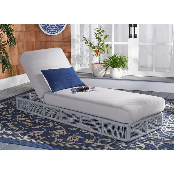 SAFAVIEH Outdoor Gillian Sun Lounger - 74.8" W x 24.8" L x 12.99" H | Bed Bath & Beyond