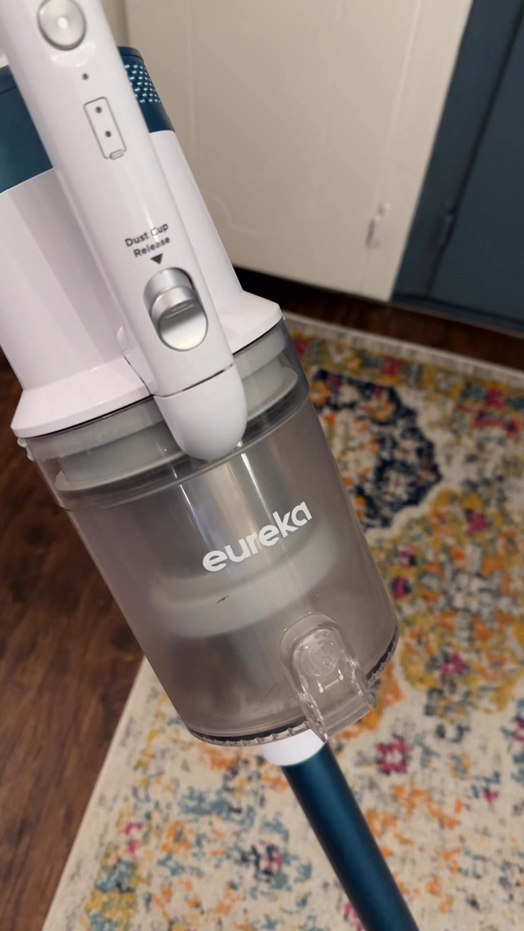 This lightweight yet heavy duty vacuum cleaner has been a game changer in our house! 🥰

We no longer fight over who has to clean—it’s convenient and cordless making it a breeze! 🙌

#vacuumcleaner #stickbroom #clean #eureka #vacuum

#LTKfamily #LTKhome #LTKVideo