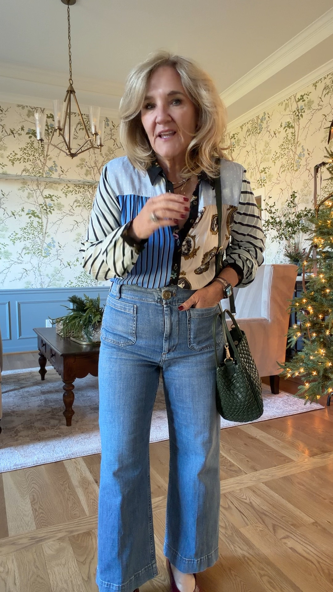 Colette jeans 29 reg 
Paz color block print blouse medium 
Boots tts 
Bag/tote restocked in green!!! 

#LTKOver40 #LTKSaleAlert #LTKootd