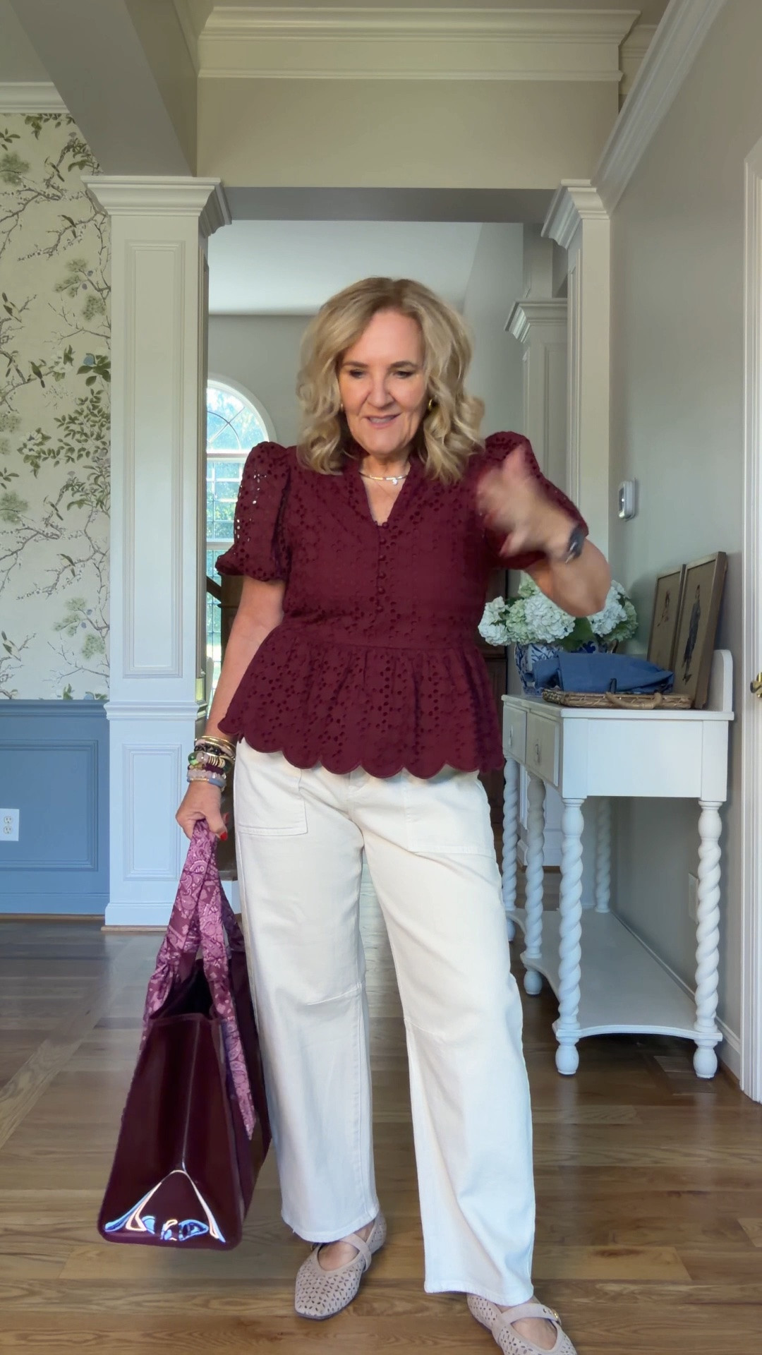 Size med top 
29 jeans 
15% off at Avara code NANETTE15

#LTKootd #LTKOver40 #LTKPetite