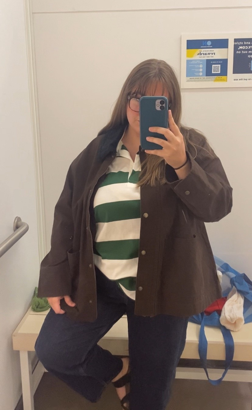 Old navy viral barn jacket in brown. Good quality and thick!

#LTKSeasonal #LTKMidsize #LTKPlusSize