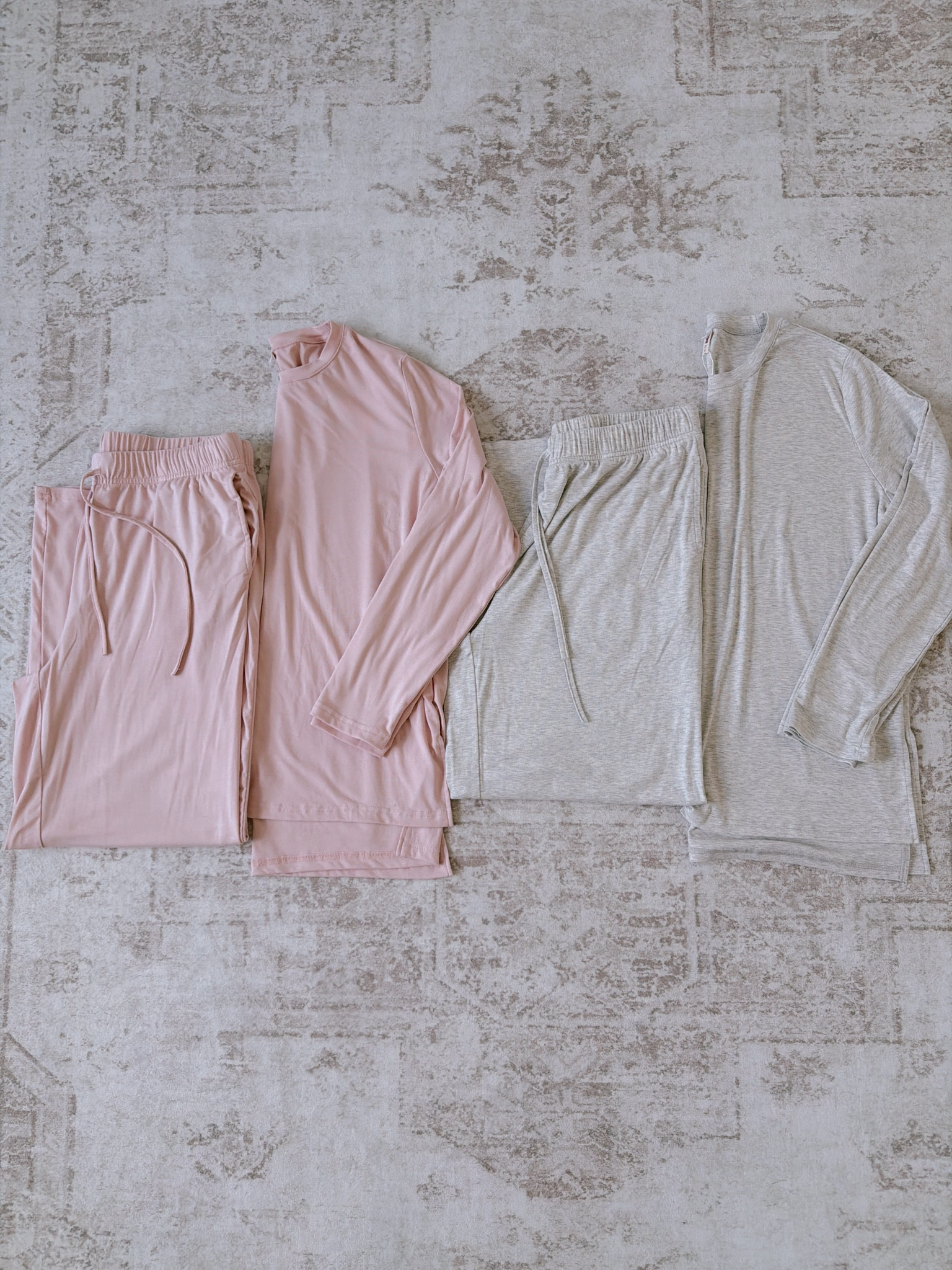 softer than skims sets.. cooling, stretchy, soft and WITH pockets!! I want to live in them.. I wear a large 

 #LTKootd #LTKMidsize #LTKFindsUnder50