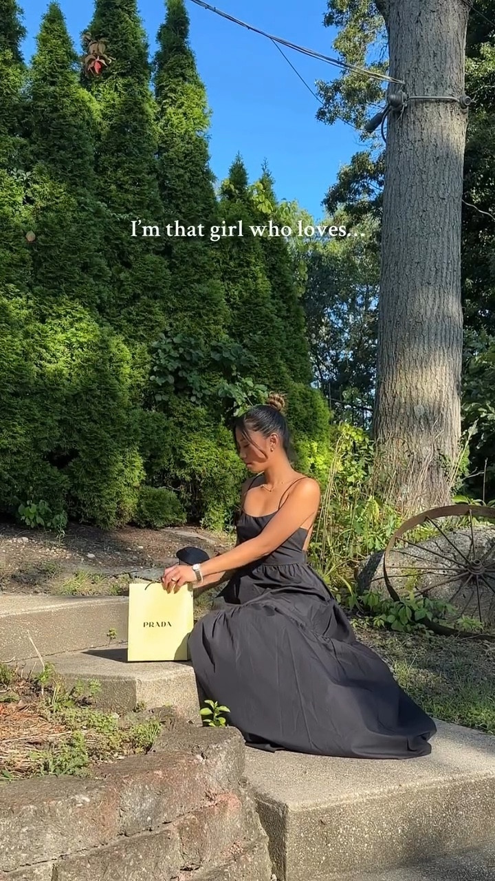 Dress @commense.official & lip balm @pradabeuaty