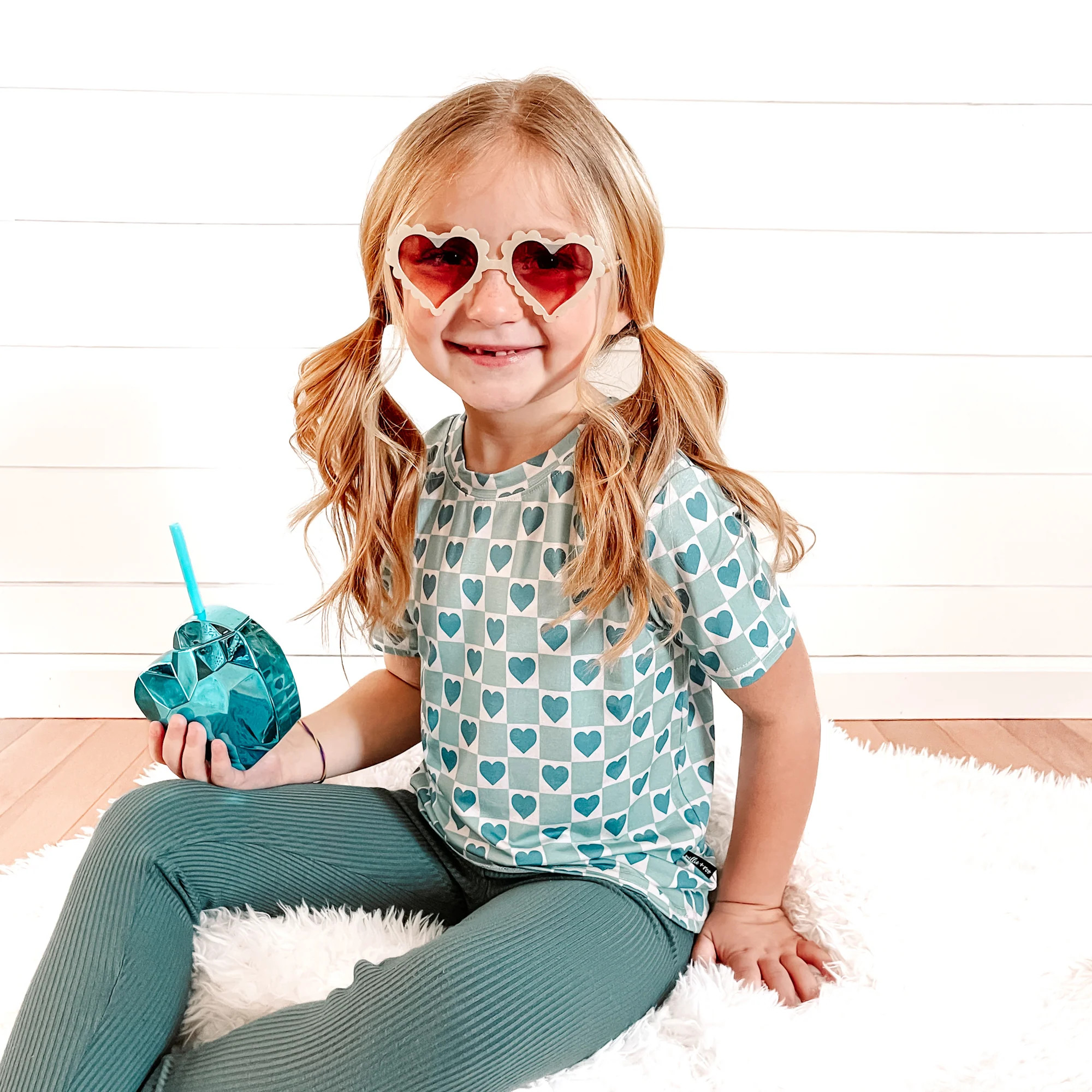 BAMBOO BASIC TEE- Blue Heart | millie + roo