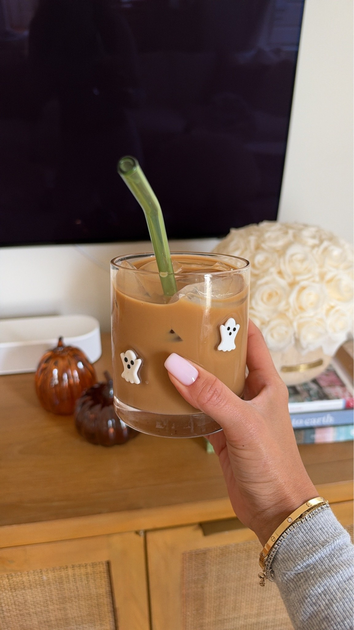 First day of fall!! Had to make my coffee in this new ghostie cup 👻 it’s only $8 and they have pumpkins and bats too!