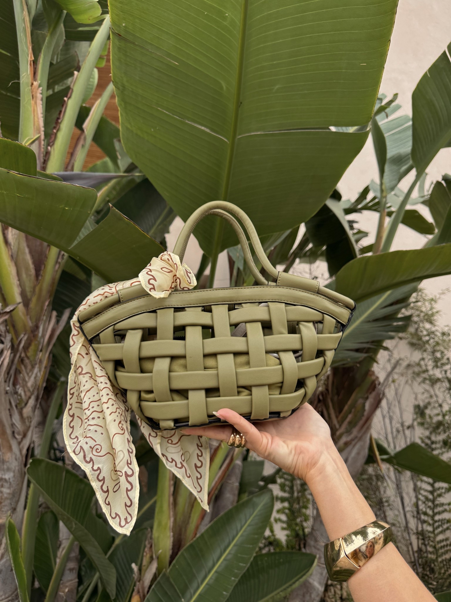 She’s a beauty! 🌿

#LTKsummer #LTKuk #LTKbag