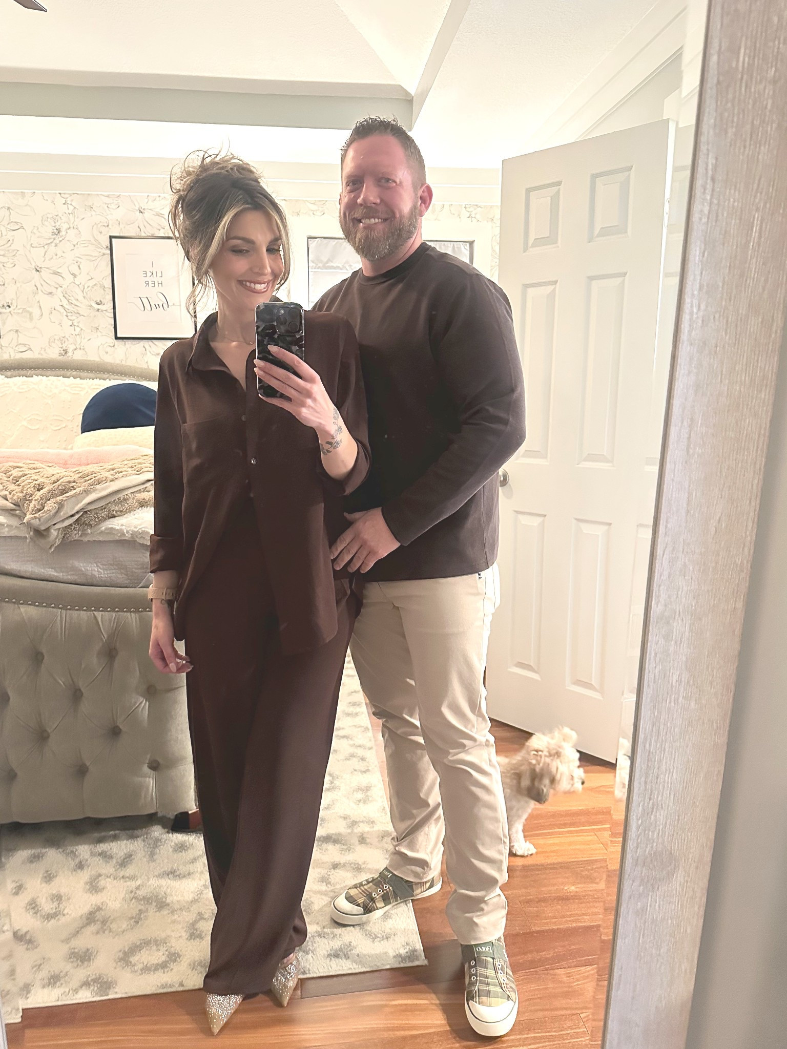 Earth tones for (family) date night 🤎

#LTKMens #LTKootd #LTKSeasonal