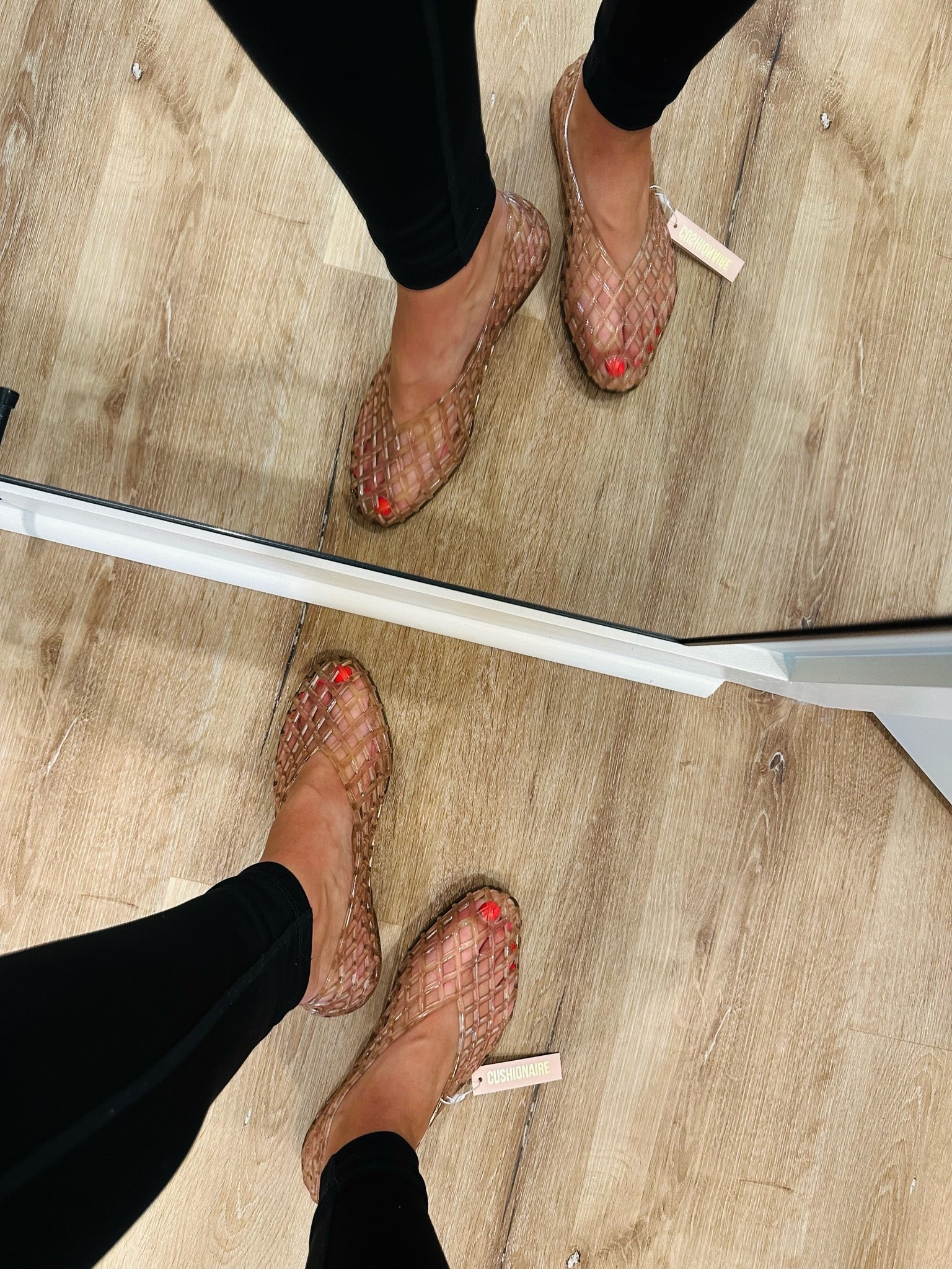 I’m normally a size 7-7.5 and I’m wearing a 6. They are a perfect fit! The cushioned inside soles are amazing! This is the Mocha color and will go with any outfit!