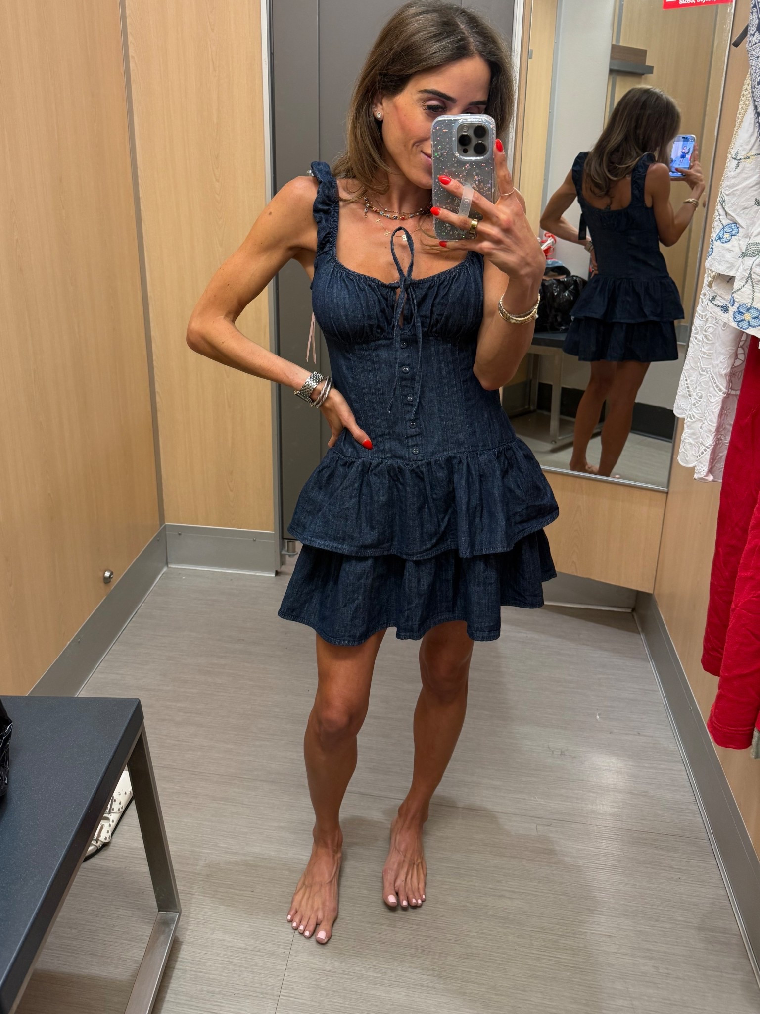 The cutest denim dress for summer wearing xxs 

#LTKSeasonal #LTKPetite