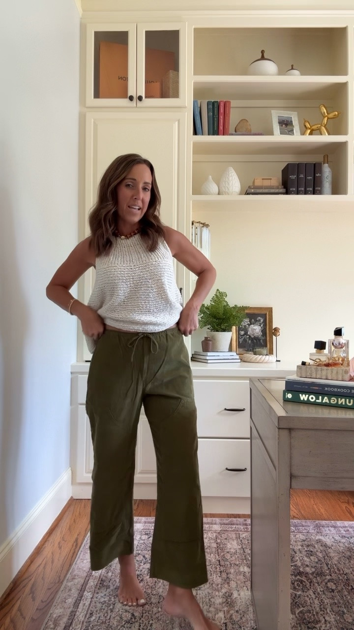 You’ll want these pants come Fall! Lightweight corduroy. 
Size XXS, runs big.

#LTKootd #LTKOver40 #LTKSeasonal