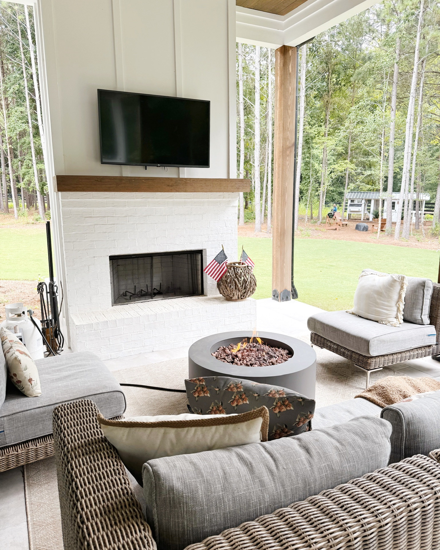 ✨ This is what backyard dreams are made of. Neutral textures, a cozy dining table, and the perfect outdoor kitchen to host in style.

Do you want to bring our dreamy Modern Classic style interior design into your own home? 🏡 You’re in luck! Reserve our Online Interior Design packages today -> https://porcheandco.com/edesign ✨ We can’t wait to work with you & design your home with #porcheandco

#porcheandco #moderndining #alfrescoliving #outdoorstyle #moderndecorideas #timelessinteriors #neutraloutdoor #moderndesignstyle #homedesigninspo #moderndecor

#LTKHome #LTKvlog #LTKdayinmylife