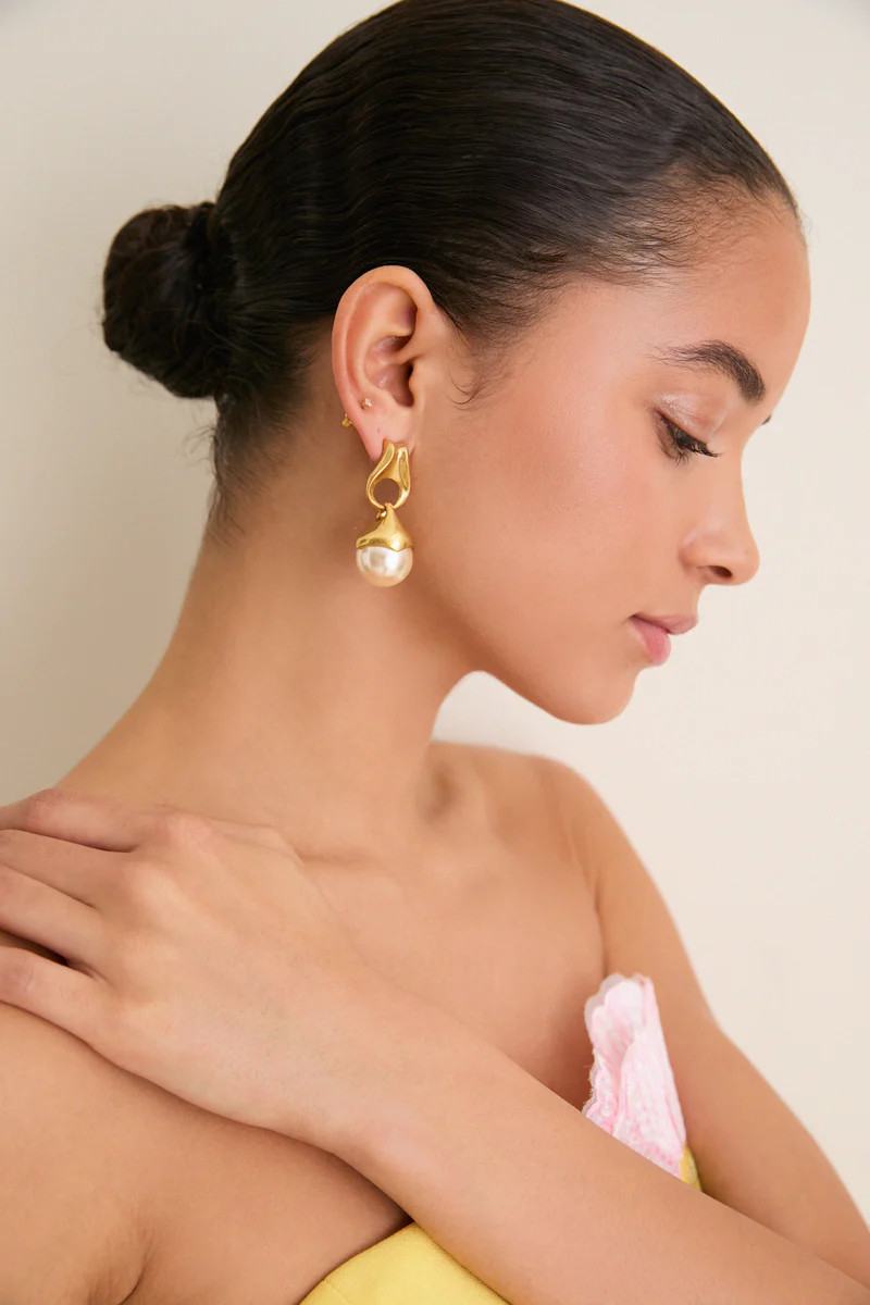 Gold and Pearl Drop Aline Earrings | Tuckernuck (US)