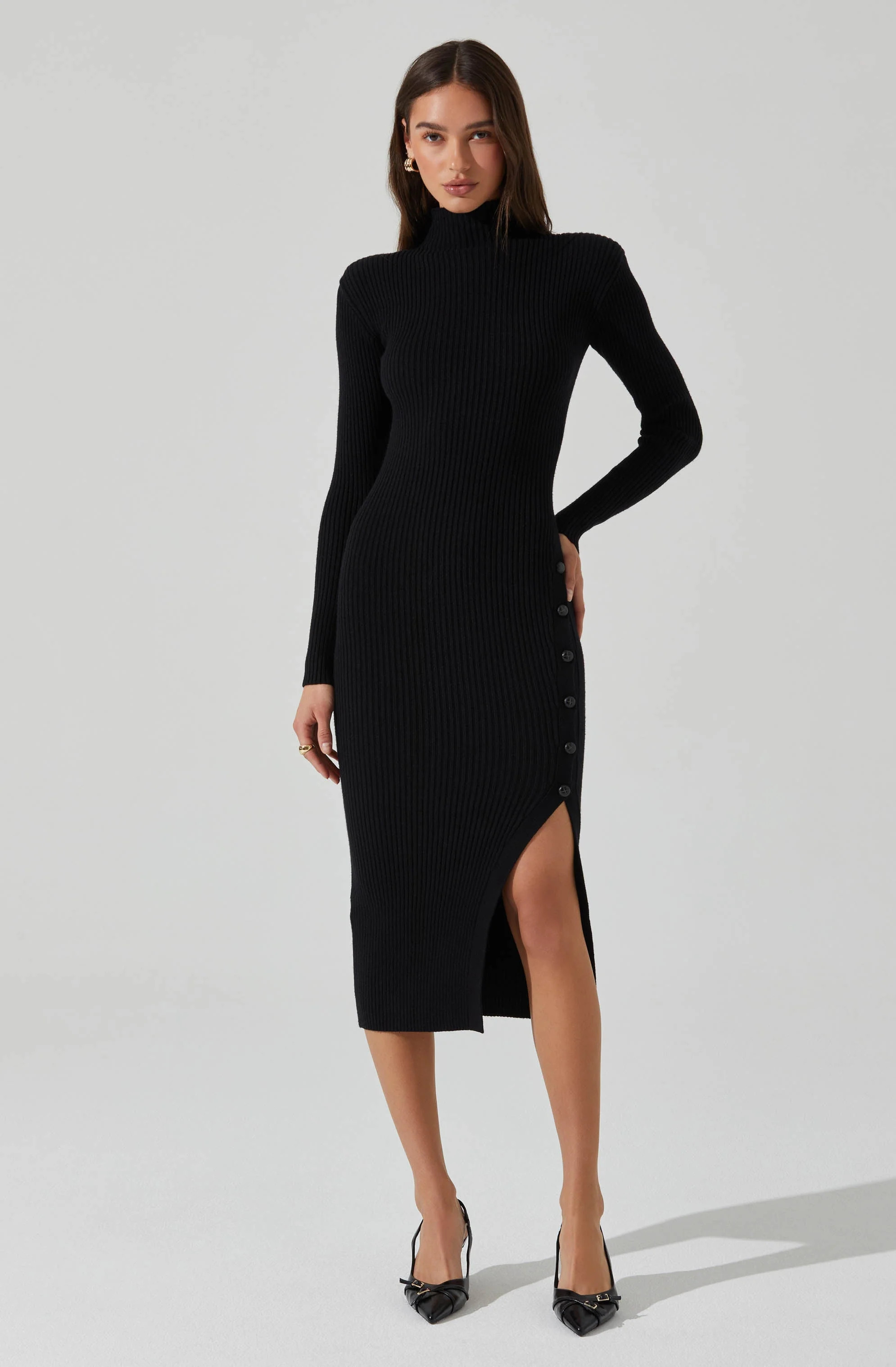 Soryn Sweater Midi Dress - Black / M | ASTR The Label (US)