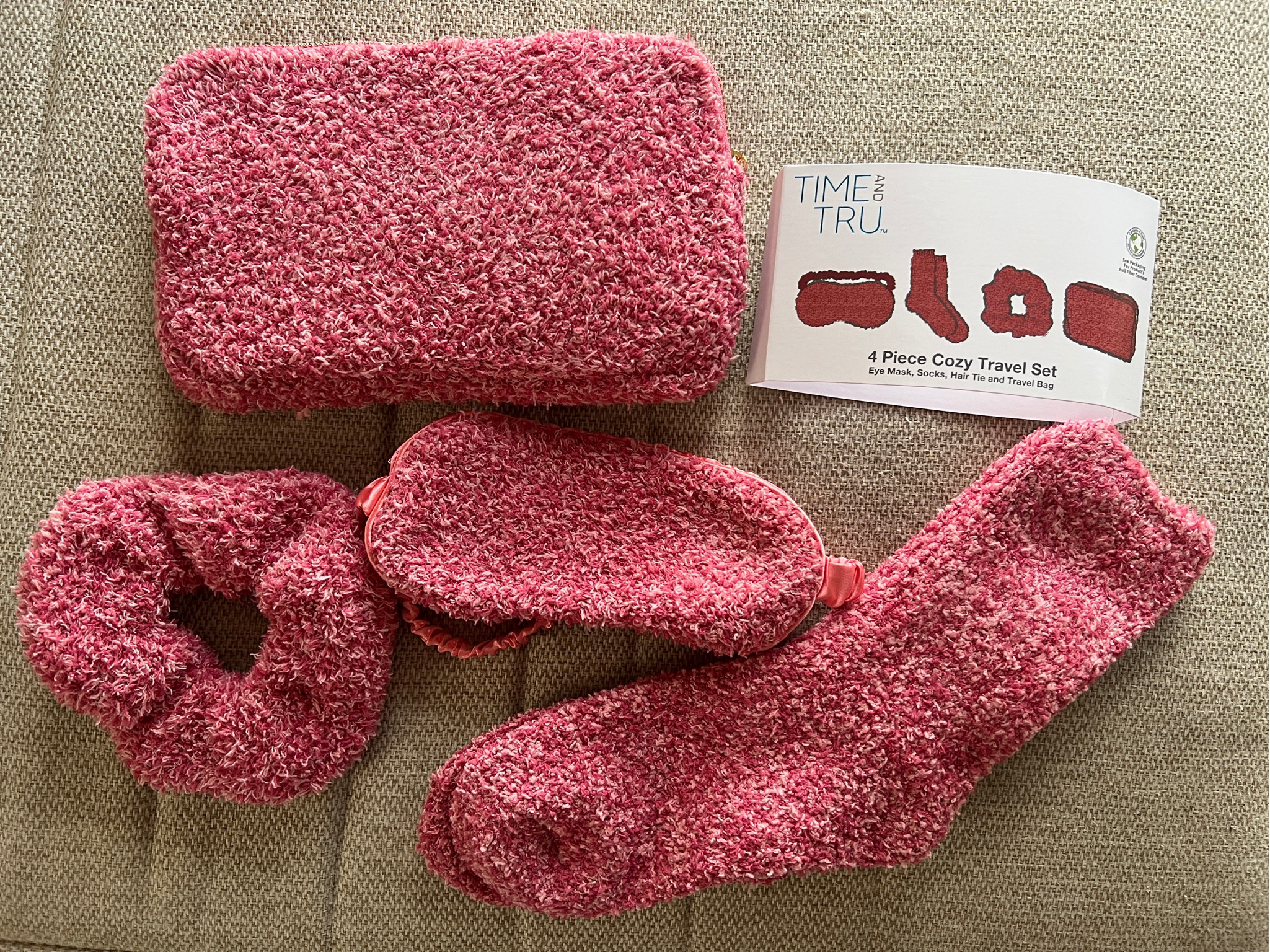 This Walmart cozy travel set would make such a great gift and it’s under $20! 

#LTKSeasonal #LTKGiftGuide #LTKHoliday