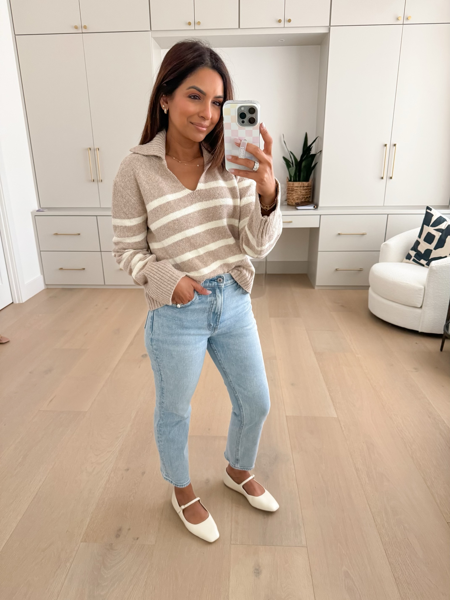 This sweater is so versatile! Paired with the perfect summer jeans in shade light and size 25 short. You can stack our code AFNASREEN for an extra 15% sitewide & on top of the 25% off denim event!

#LTKFindsUnder100 #LTKStyleTip #LTKSaleAlert