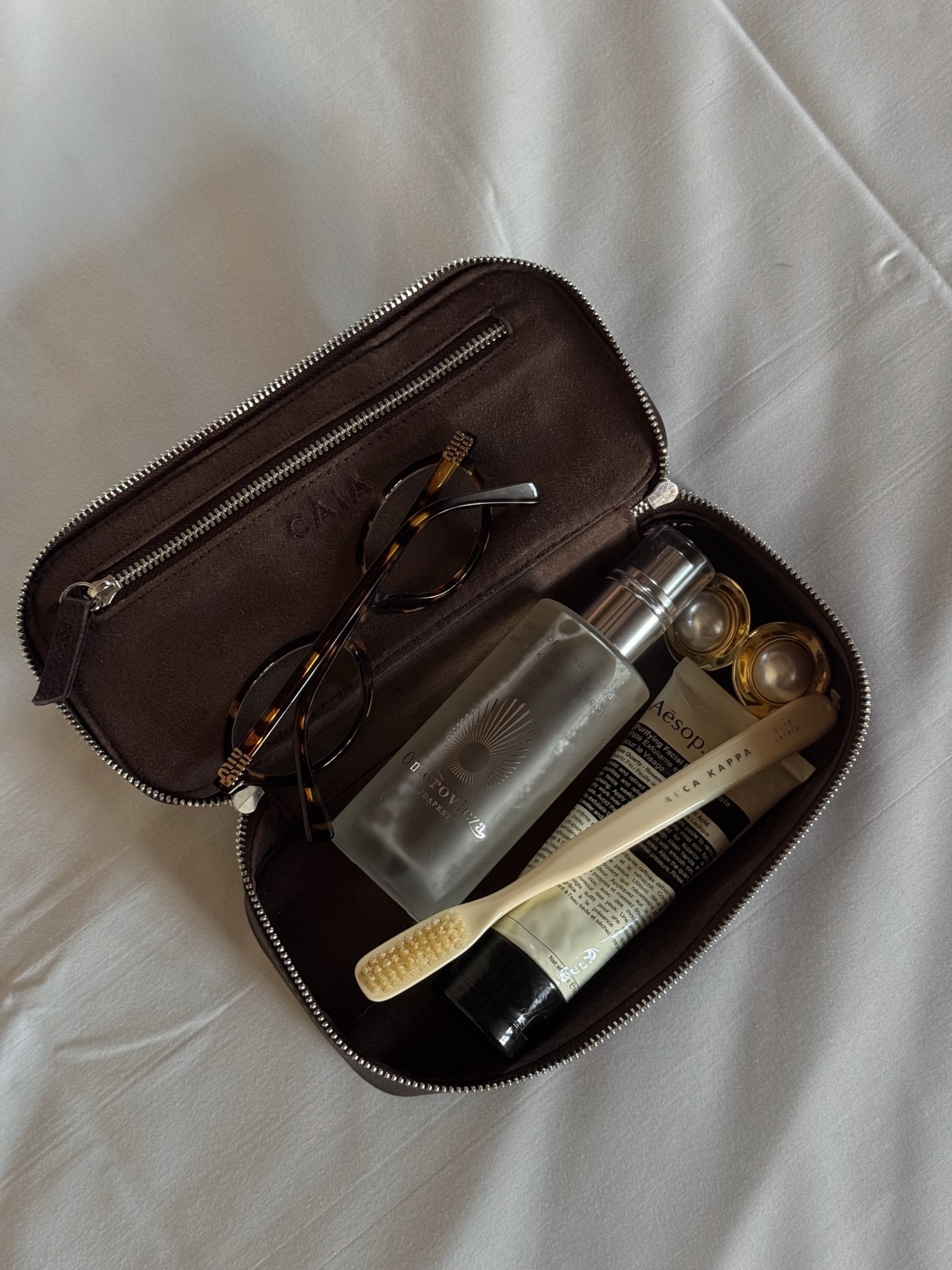 The smaller version of my favourite CAIA cosmetics case! 

#LTKsummer #LTKbeauty #LTKaustralia