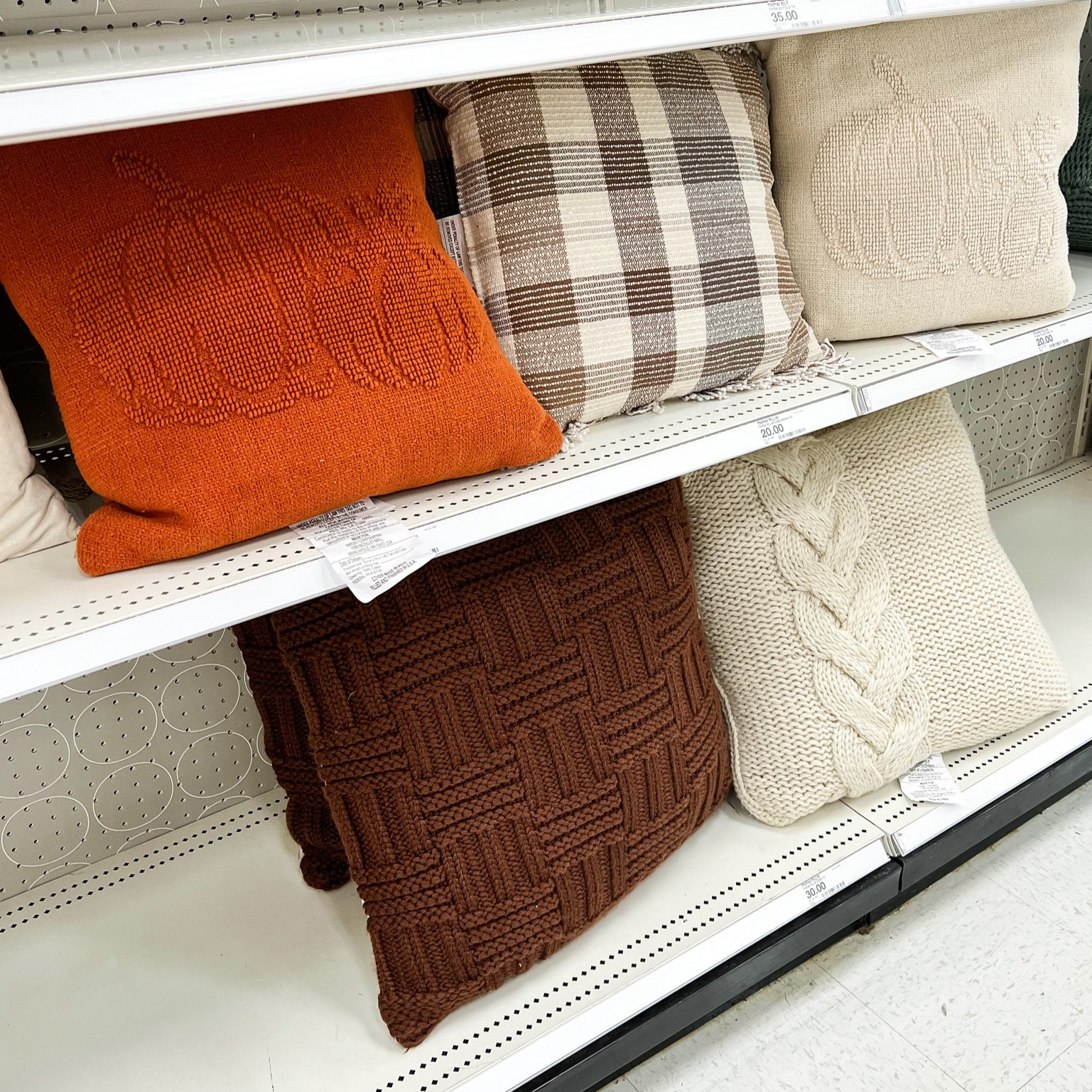 Target Fall Pillows!🍂 

#targethome #targetfalldecor #falldecor #targetfallpillows #throwpilllows #pillows #fallpillows #targetseasonal #seasonal #fall #fallhome #neutralpillows #decor #ltkunder30  #seasonaldecor 

#LTKSeasonal #LTKhome #LTKunder50