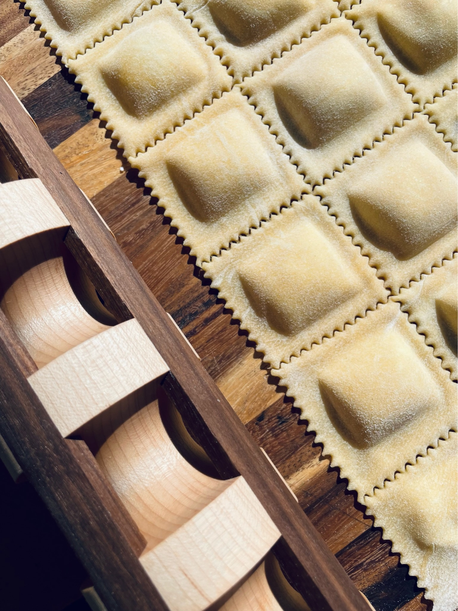 How beautiful are these ravioli I made using my Ravioli Rolling Pin 😍 #ravioli #pastalover #homemadepasta #pastamaking

#LTKHome
